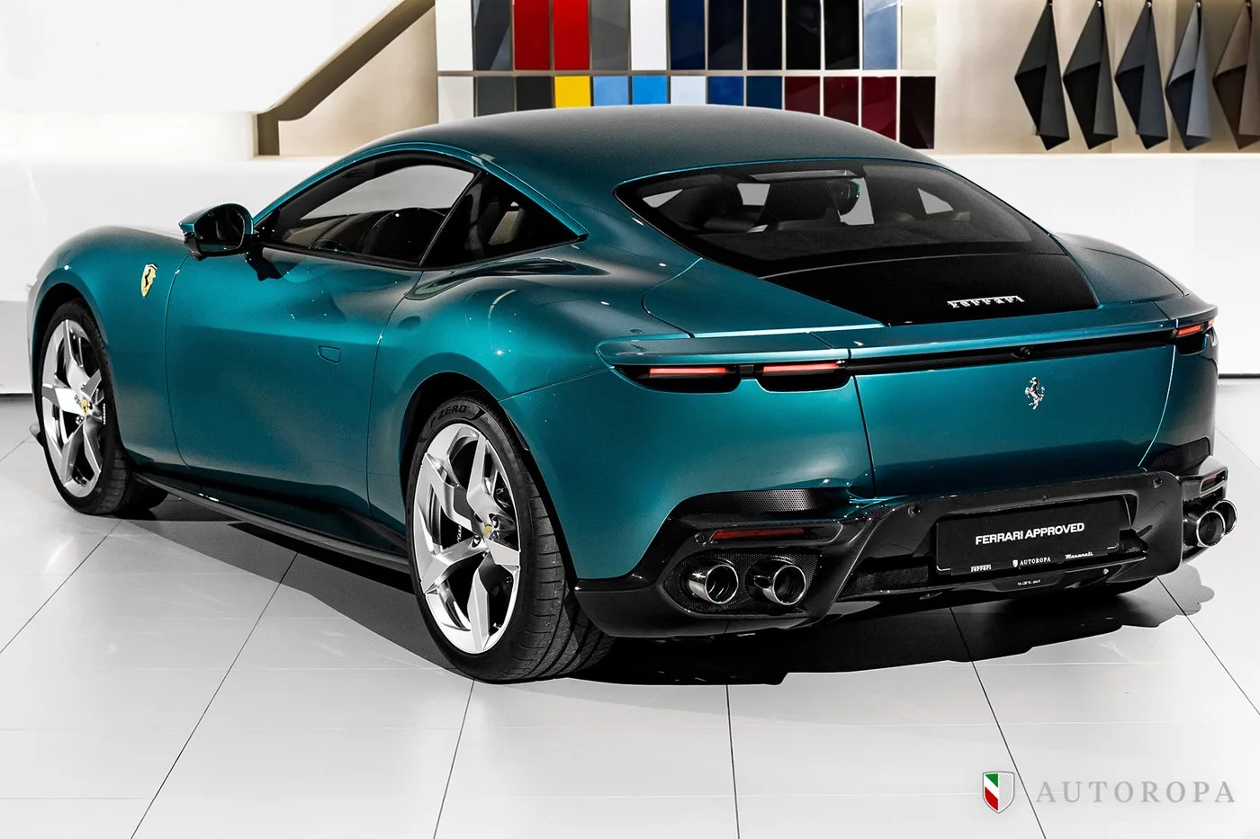 2026 Ferrari Amalfi proposée par un concessionnaire agréé Ferrari et Maserati à Arlöv, Suède, photo 4 sur 10