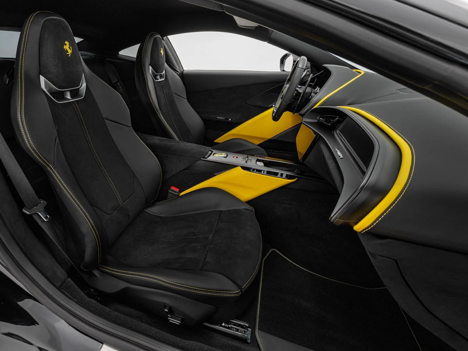 2026 Ferrari Amalfi, 17/27