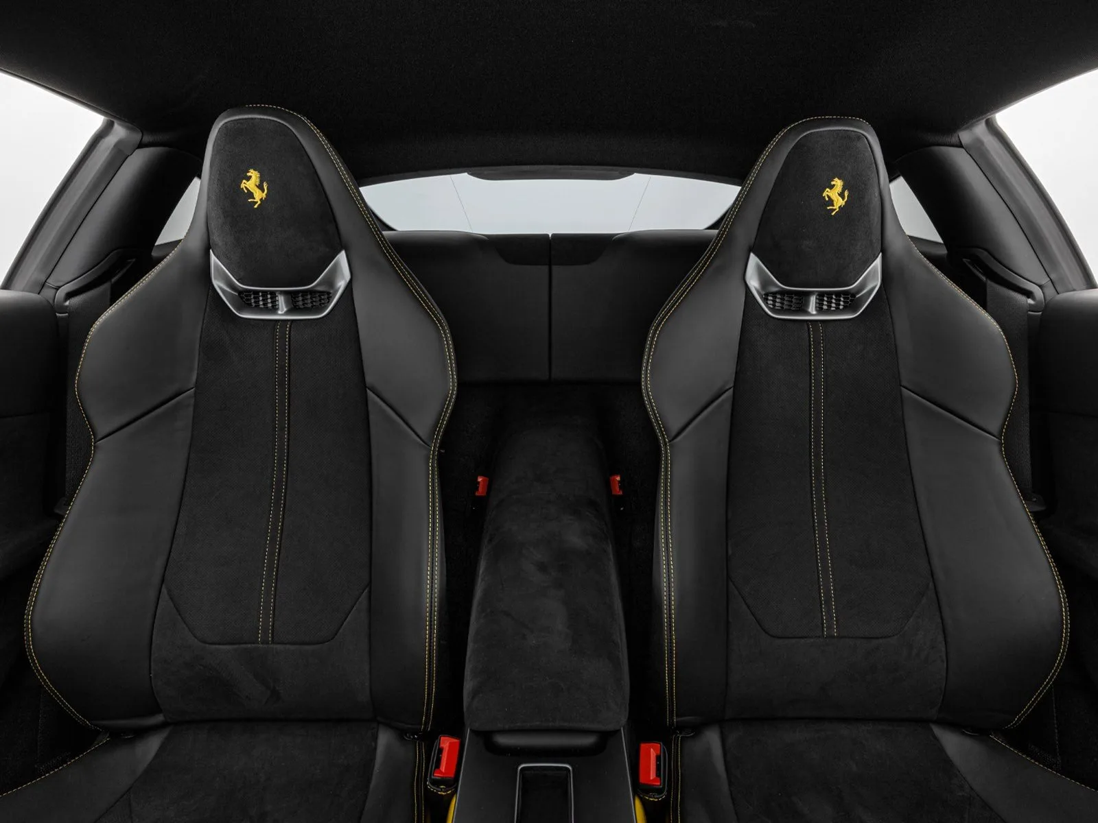 2026 Ferrari Amalfi, 20/27
