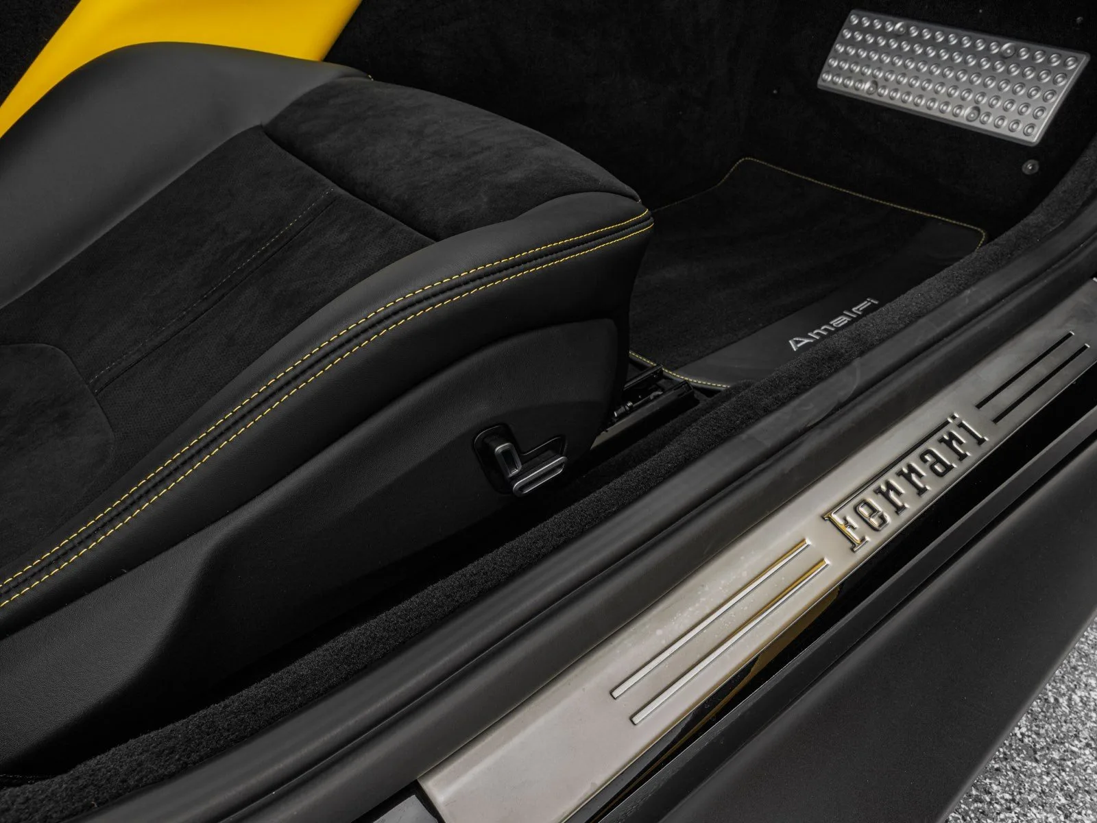 2026 Ferrari Amalfi, 22/27