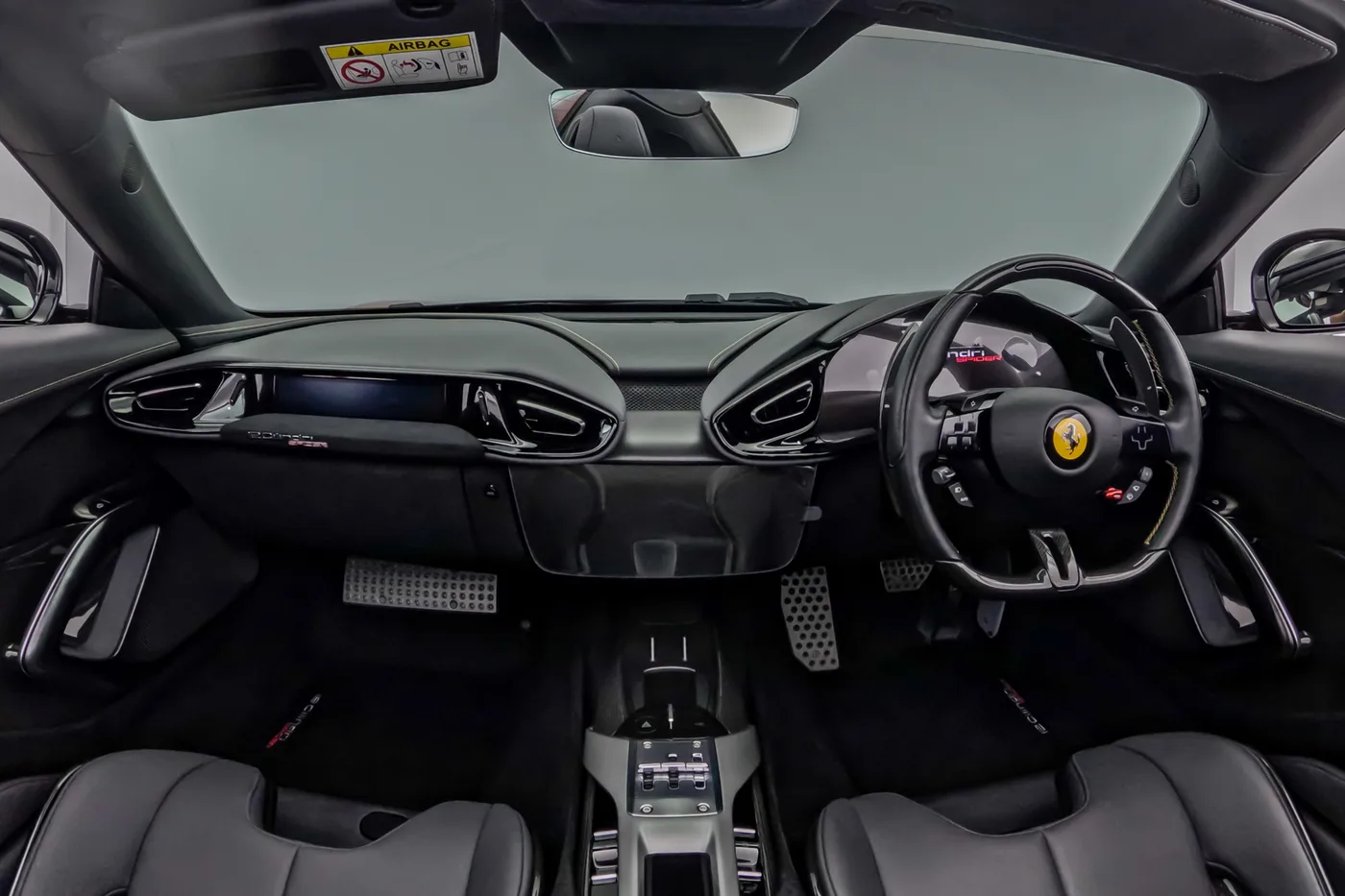 2026 Ferrari Amalfi proposée par un groupe de concessions agréées à Hatfield, Royaume-Uni, photo 9 sur 25