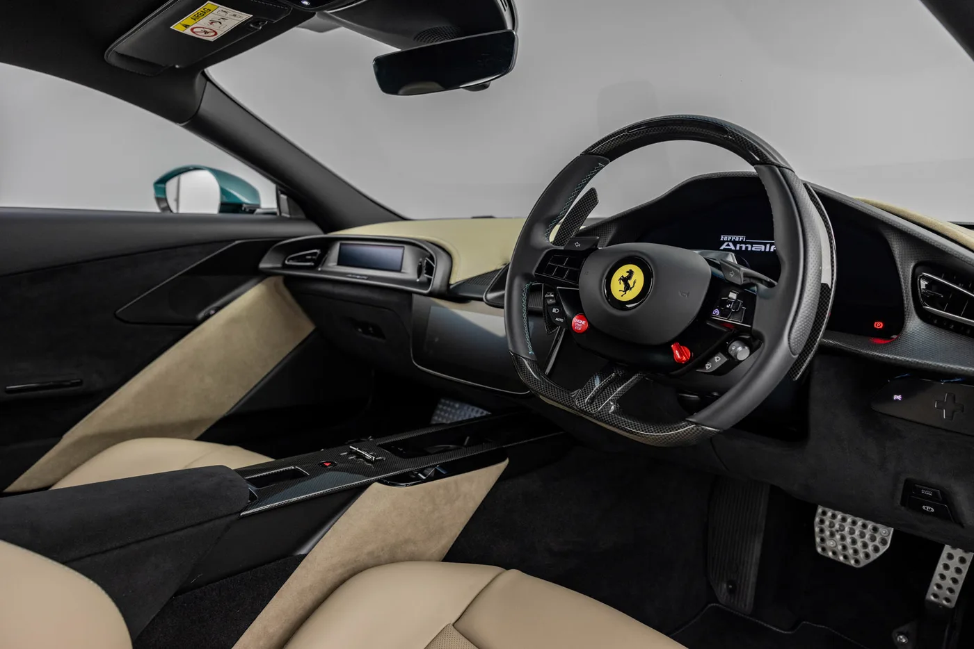 2026 Ferrari Amalfi proposée par un groupe de concessions agréées à Hatfield, Royaume-Uni, photo 15 sur 25