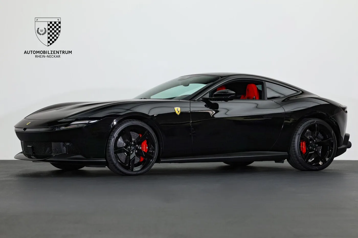 2026 Ferrari Amalfi proposée par un spécialiste de la supercar à Viernheim, Allemagne, photo 3 sur 25
