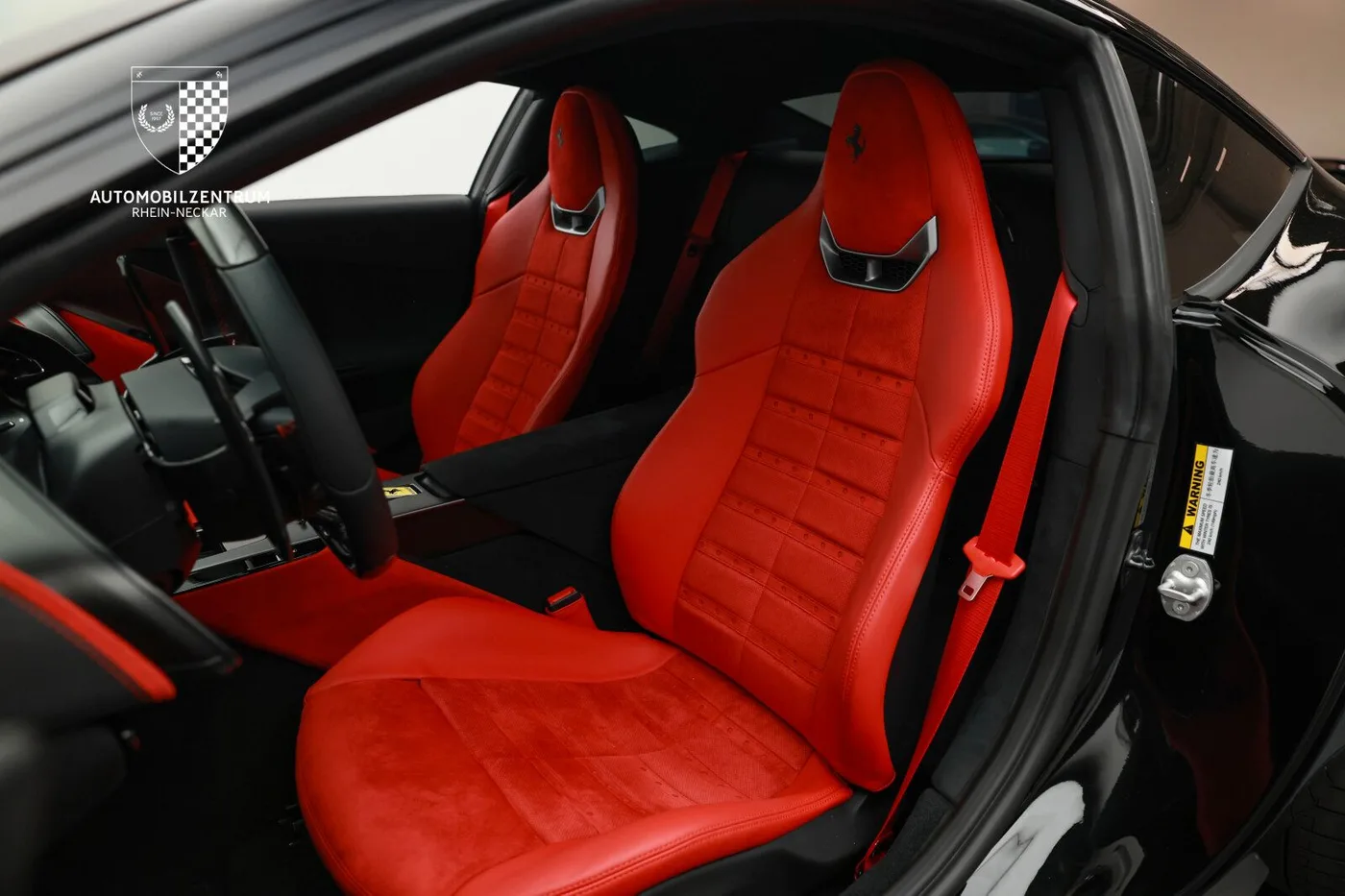 2026 Ferrari Amalfi proposée par un spécialiste de la supercar à Viernheim, Allemagne, photo 15 sur 25