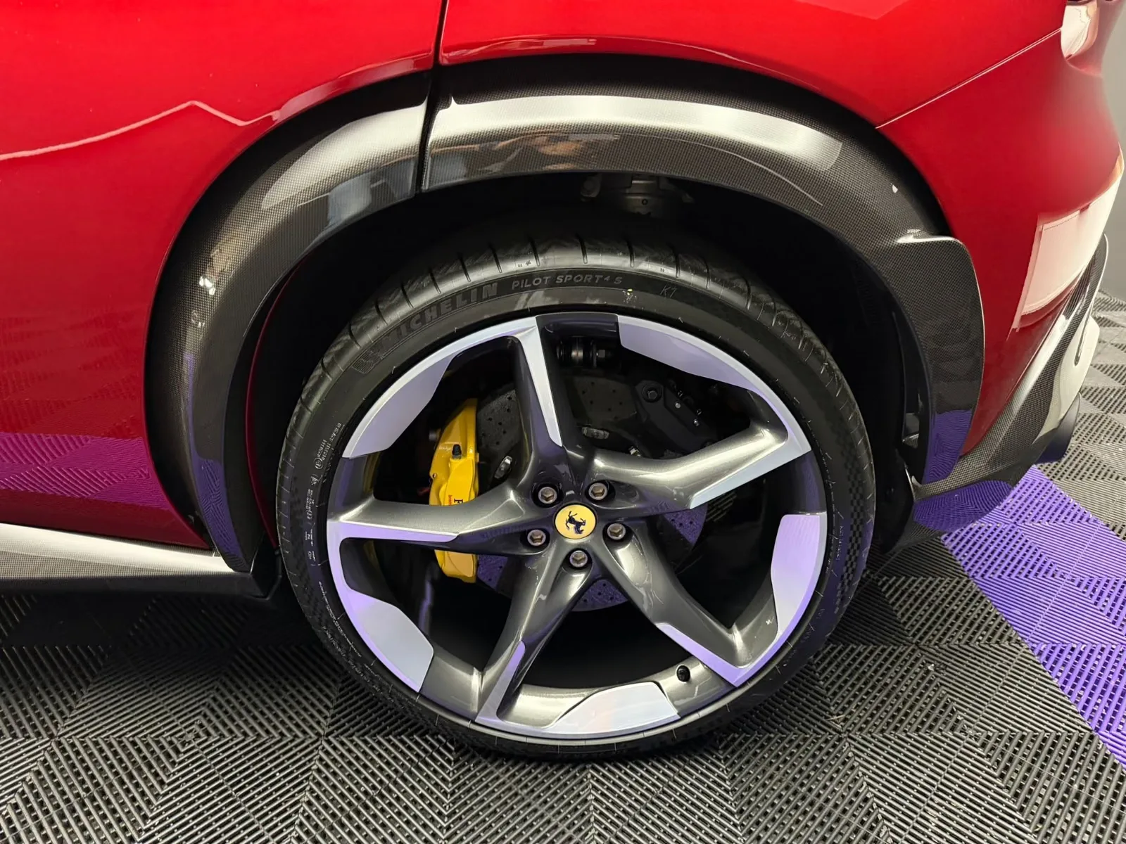 2026 Ferrari Purosangue, 8/28