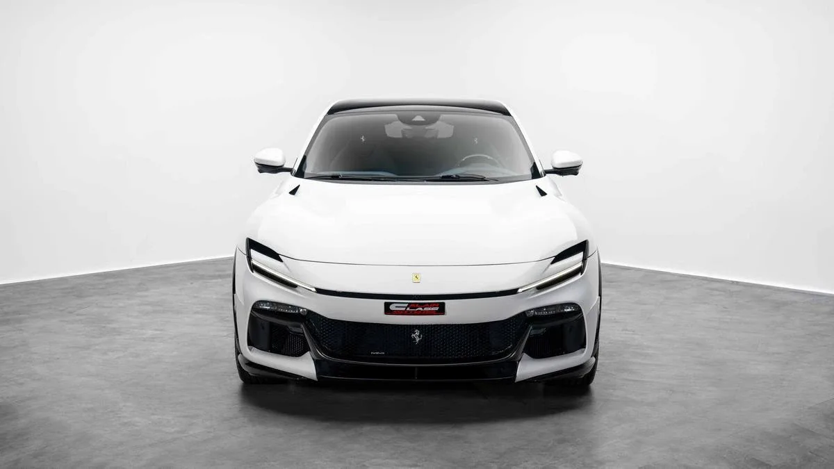 2026 Ferrari PUROSANGUE angeboten von einem Fachhändler in Dubai, Vereinigte Arabische Emirate, Hauptfoto