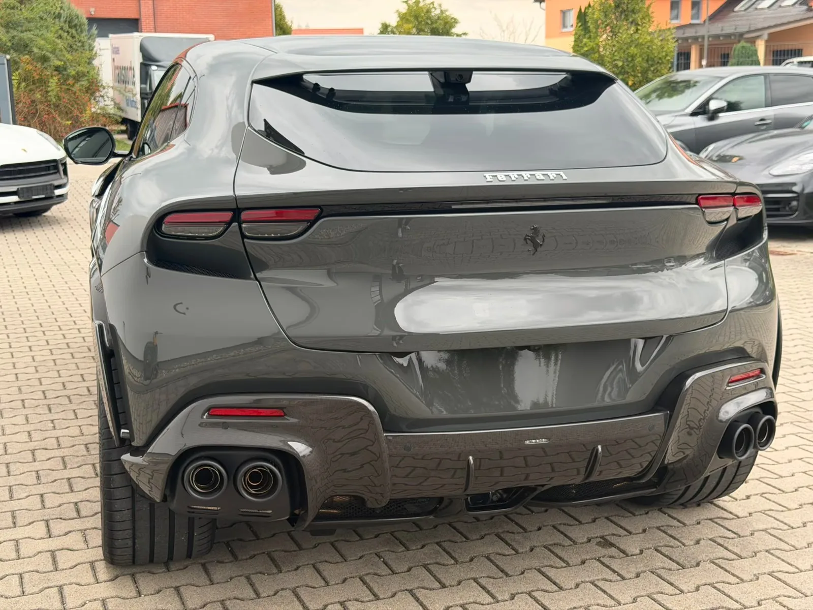 2026 Ferrari Purosangue, 11/30