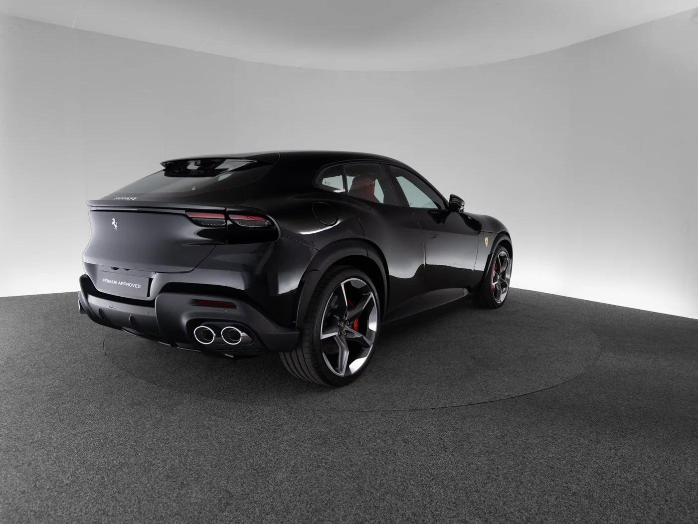 2026 Ferrari Purosangue verkauft von einem Fachhändler in Singen, Deutschland, Foto 5 von 15