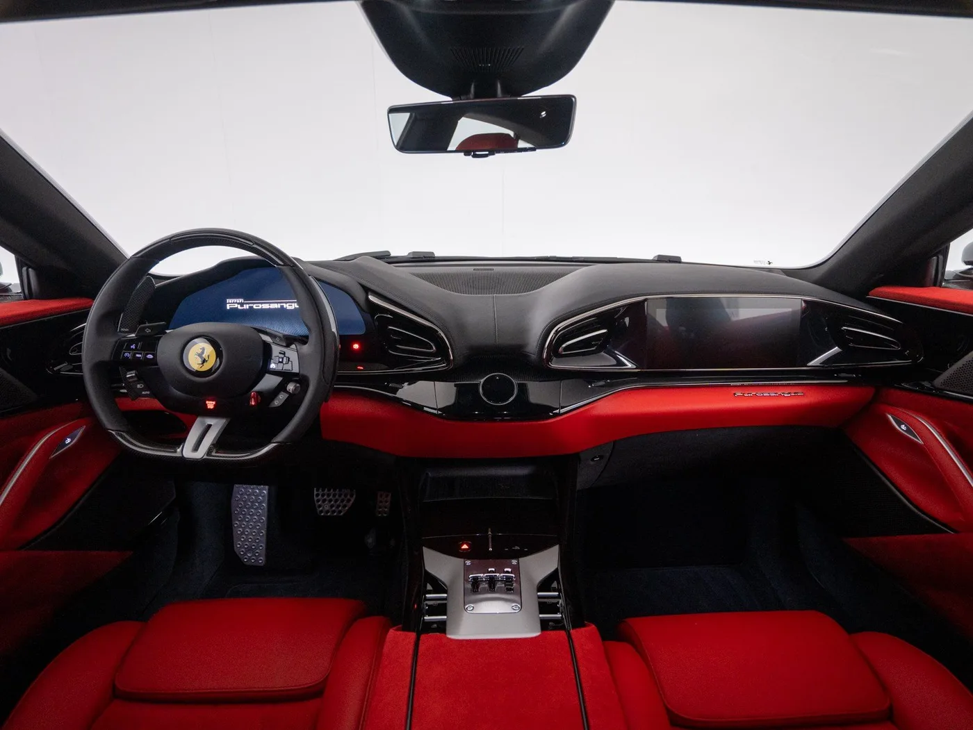 2026 Ferrari Purosangue verkauft von einem Fachhändler in Singen, Deutschland, Foto 9 von 15