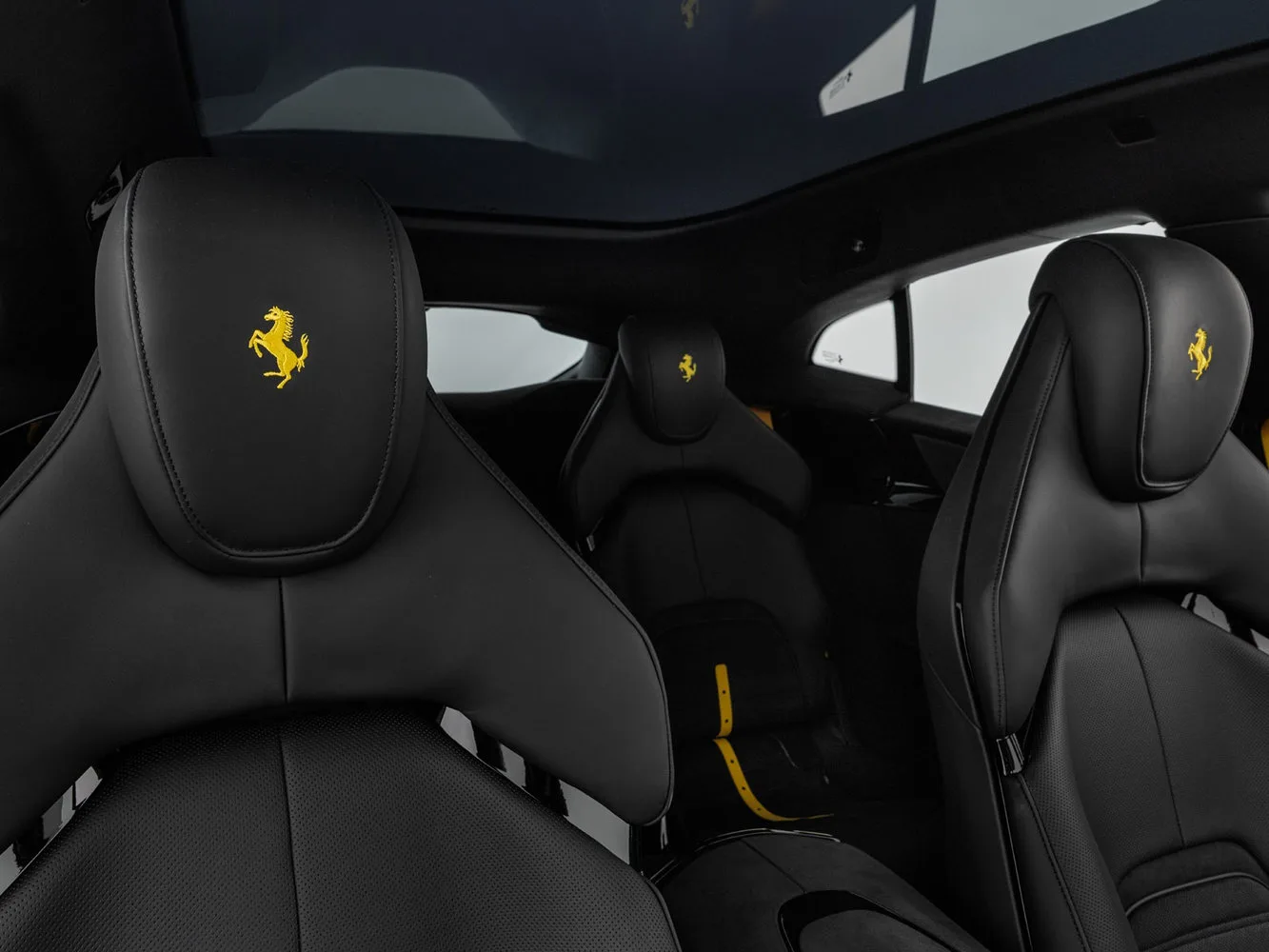2026 Ferrari Purosangue, 17/18