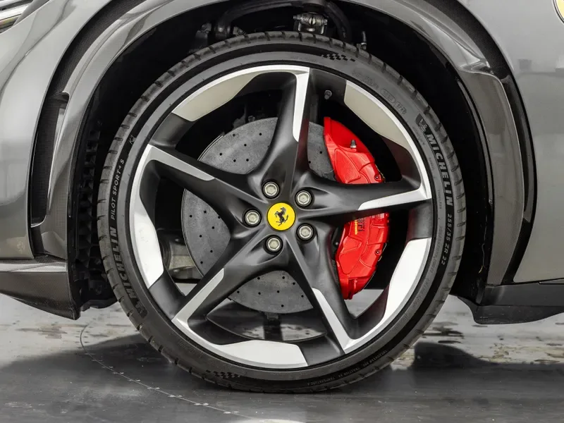 2026 Ferrari Purosangue, 27/30
