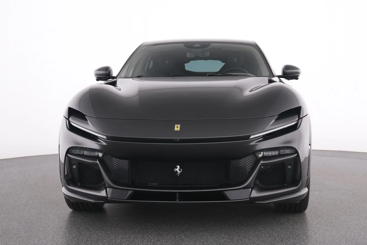 2026 Ferrari Purosangue, 2/29