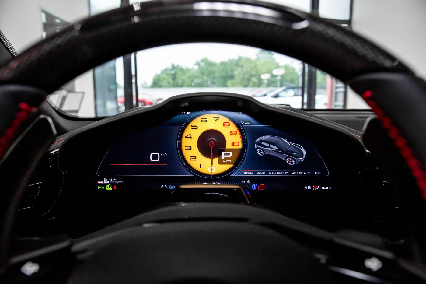 2026 Ferrari Purosangue proposée par un concessionnaire spécialisé à Hengelo, Pays-Bas, photo 14 sur 15