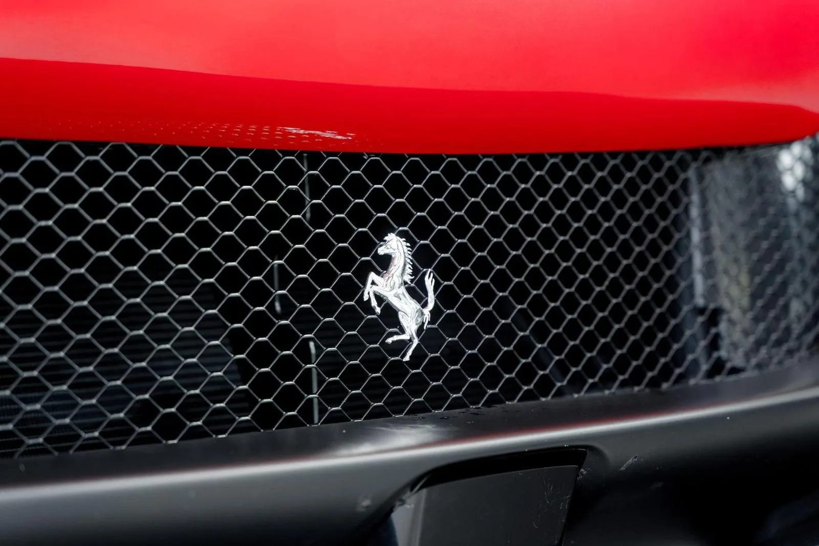 2026 Ferrari Purosangue, 28/30