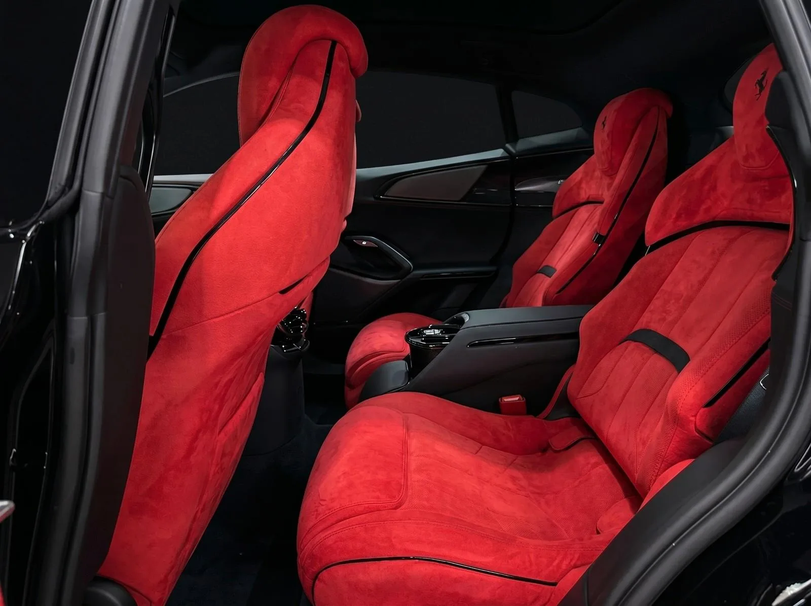 2026 Ferrari Purosangue, 12/15