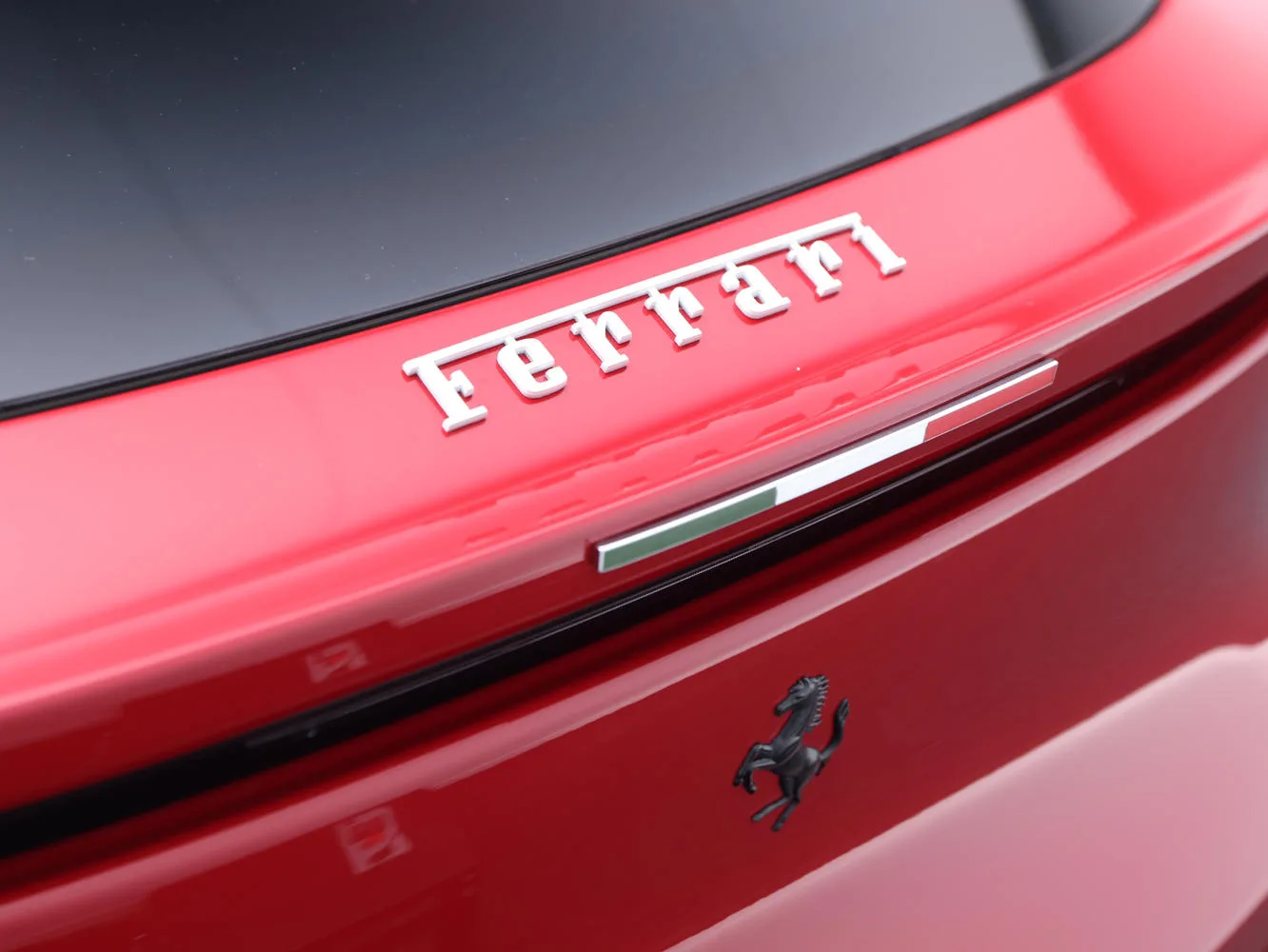 2026 Ferrari Purosangue, 25/25