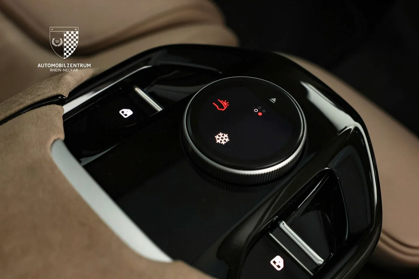 2026 Ferrari Purosangue proposée par un spécialiste de la supercar à Viernheim, Allemagne, photo 22 sur 25