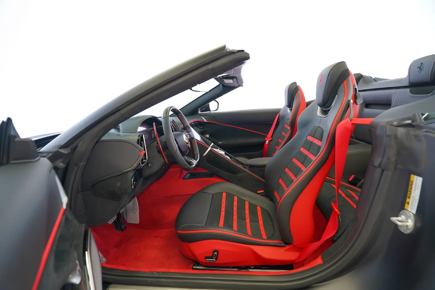 2026 Ferrari Roma Spider, 7/20