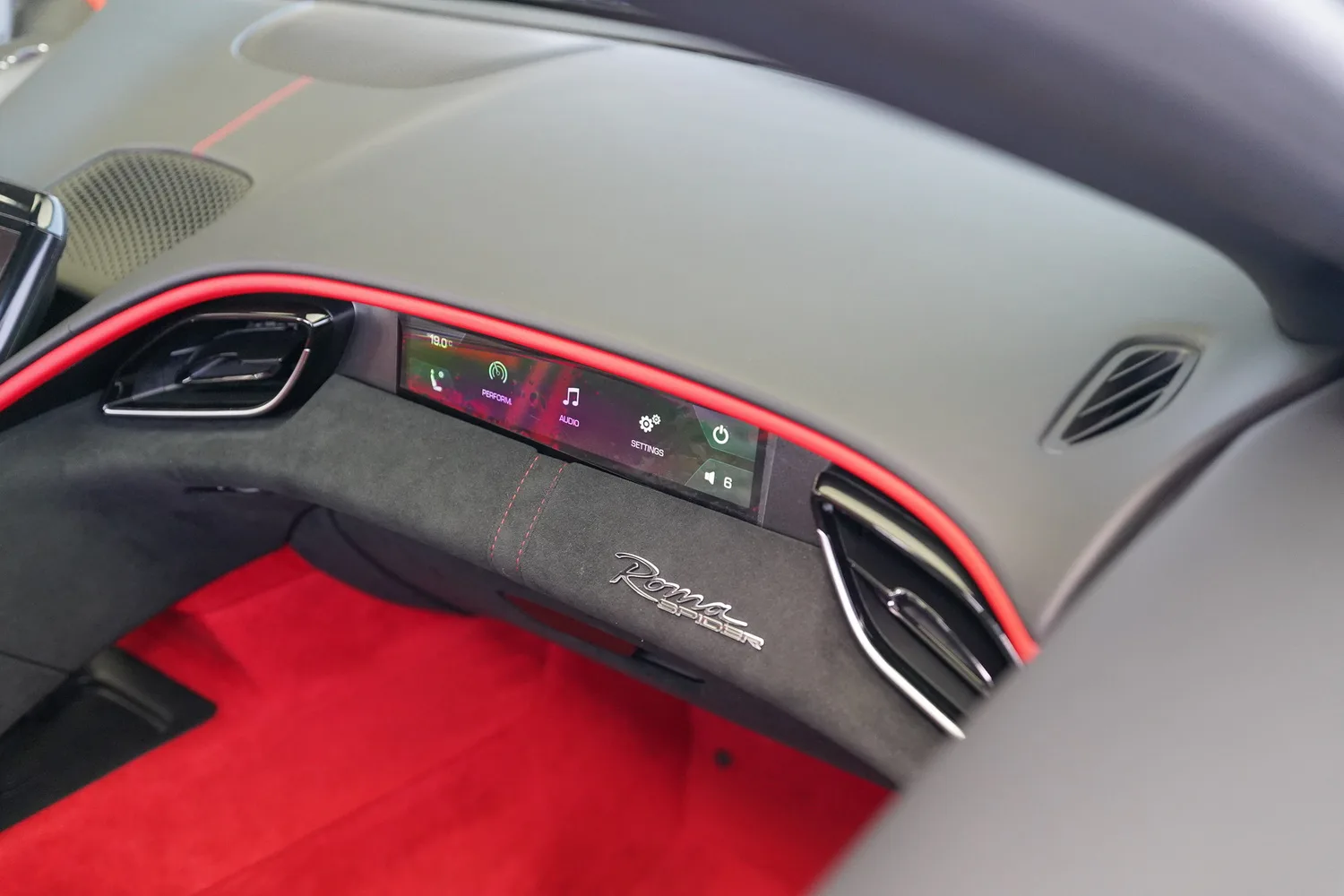 2026 Ferrari Roma Spider, 10/20
