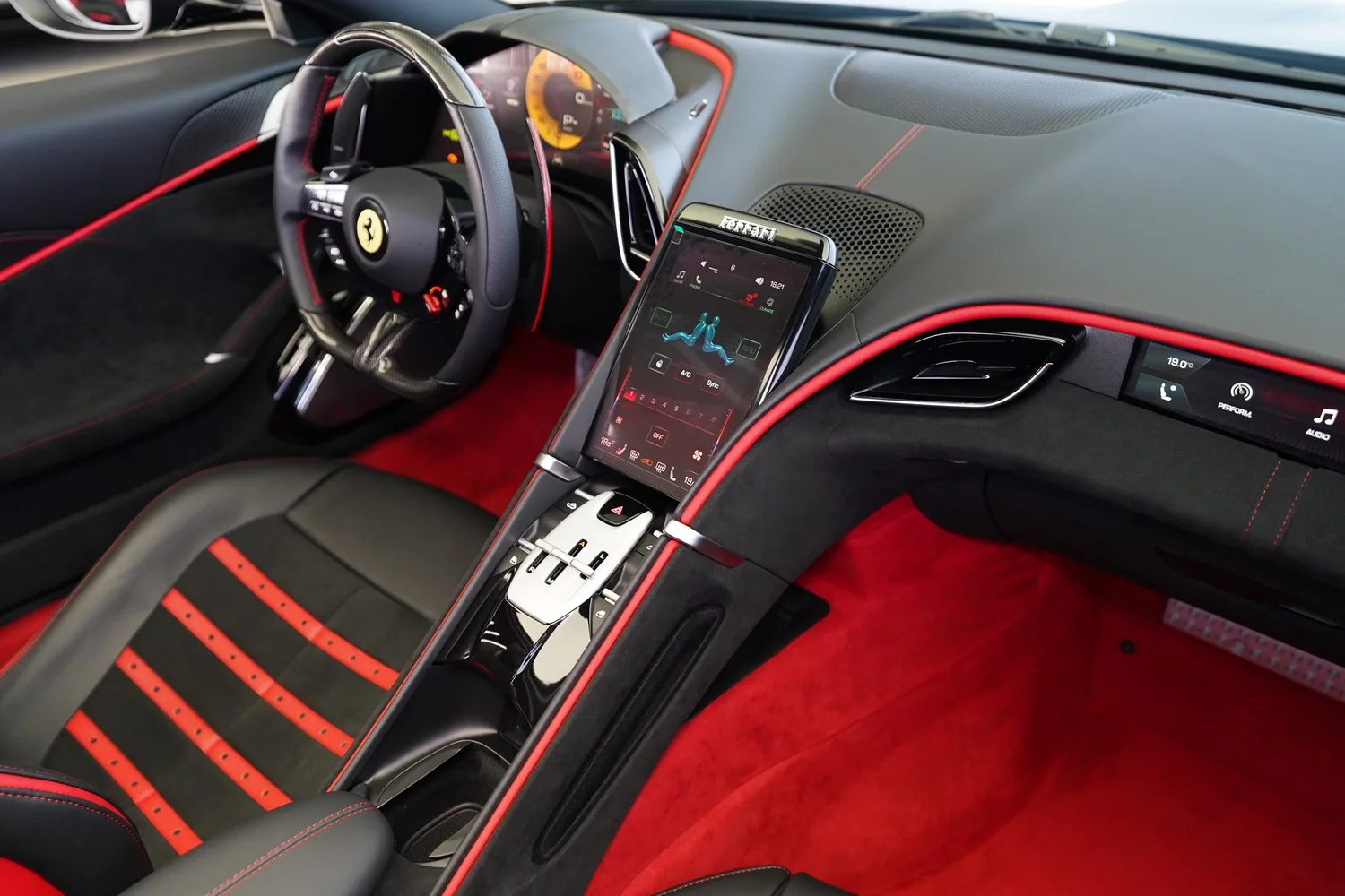 2026 Ferrari Roma Spider, 11/20