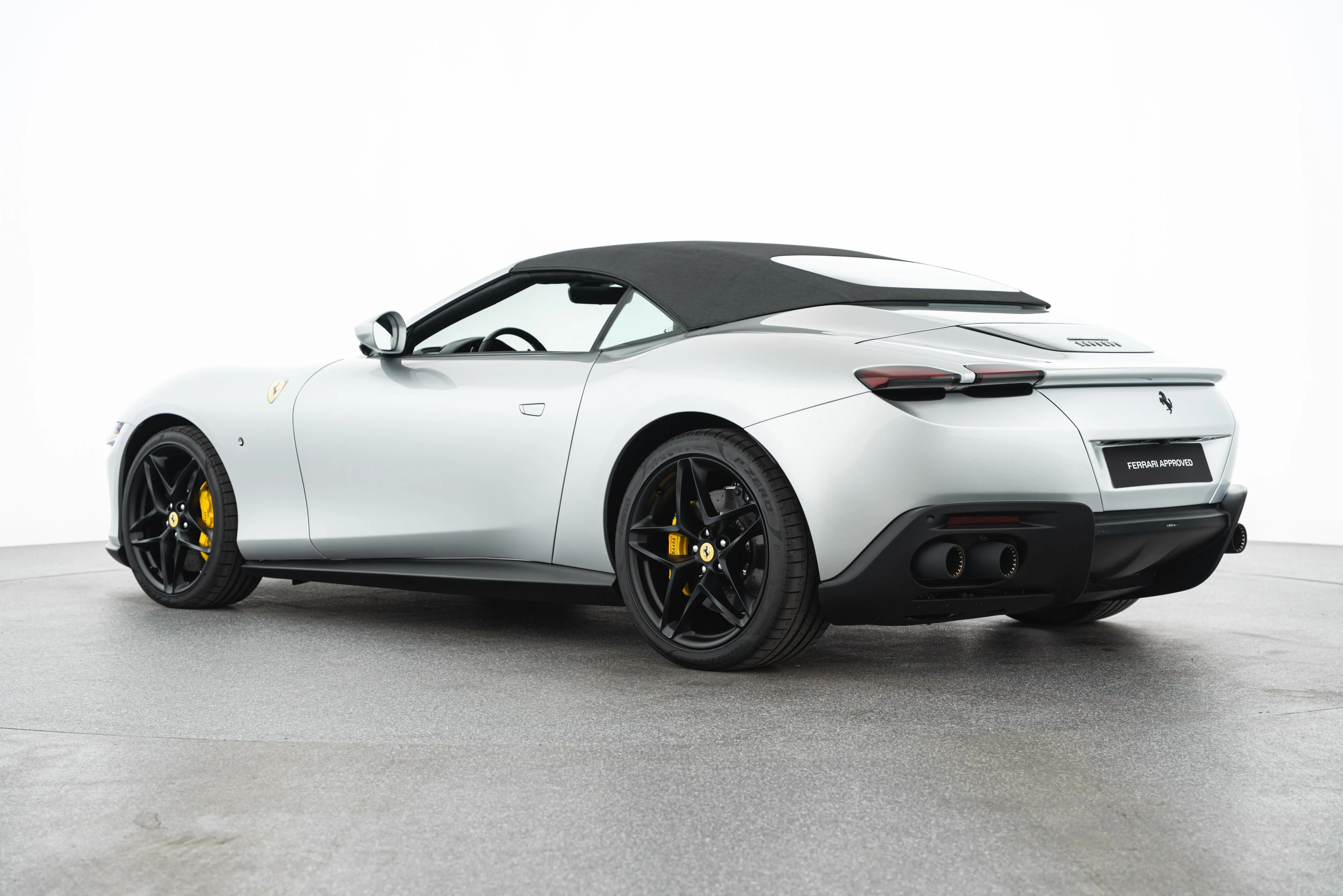 2026 Ferrari Roma Spider, 7/30