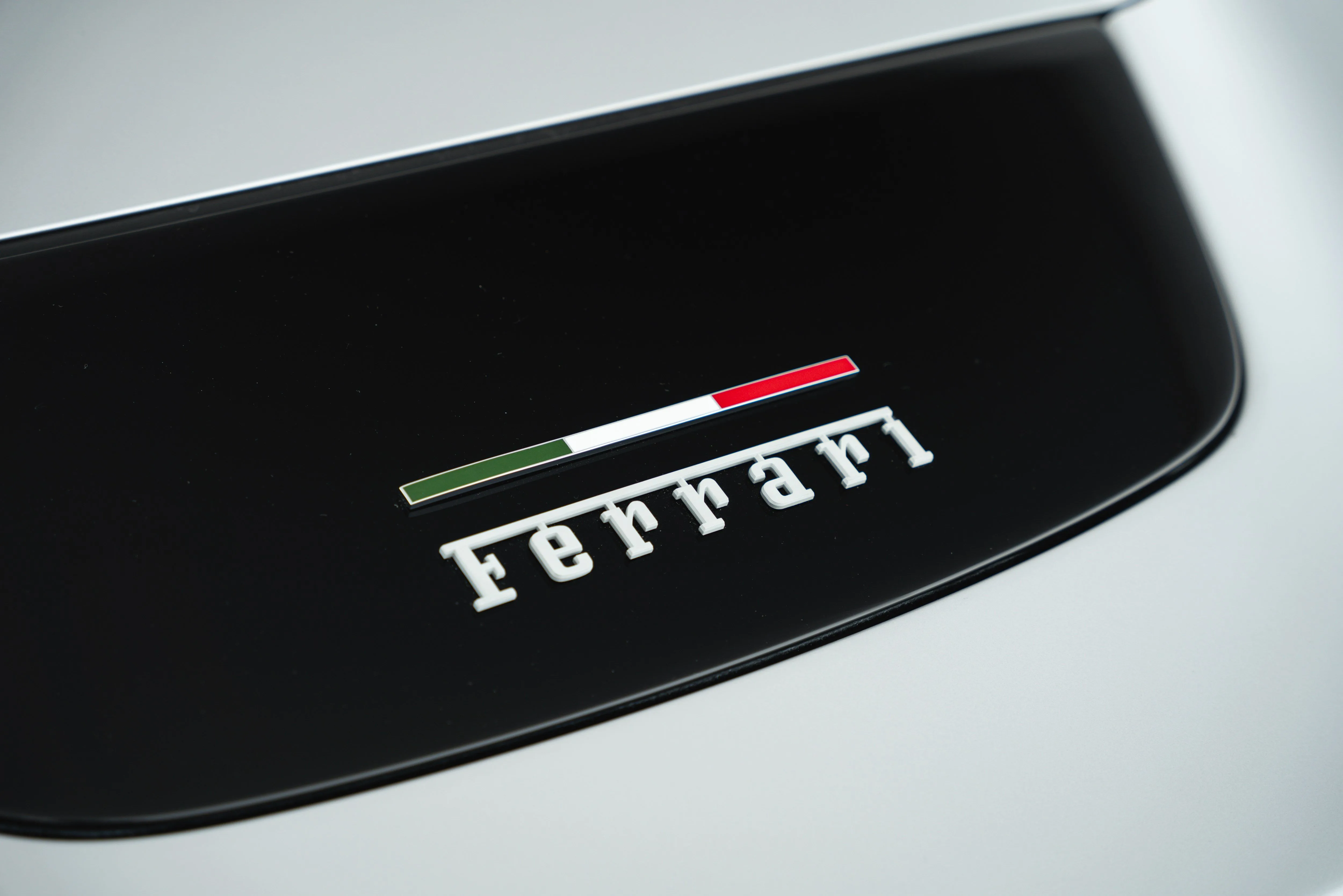 2026 Ferrari Roma Spider, 28/30