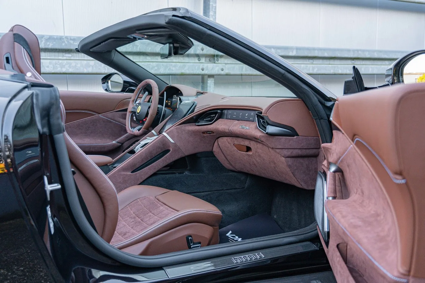2026 Ferrari Roma Spider proposée par un spécialiste de la supercar à Gronau, Allemagne, photo 25 sur 25