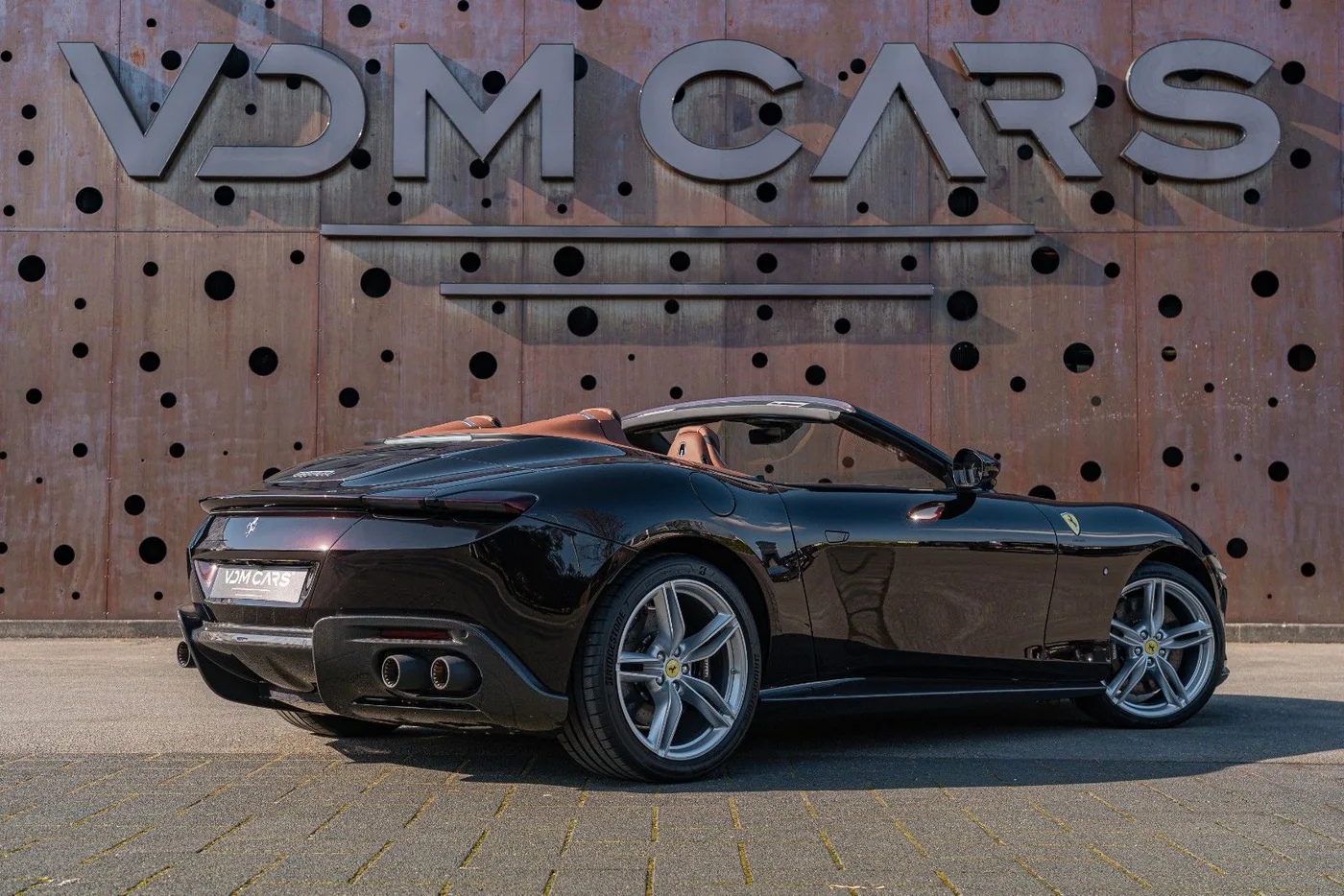 2026 Ferrari Roma Spider proposée par un spécialiste de la supercar à Gronau, Allemagne, photo 6 sur 25