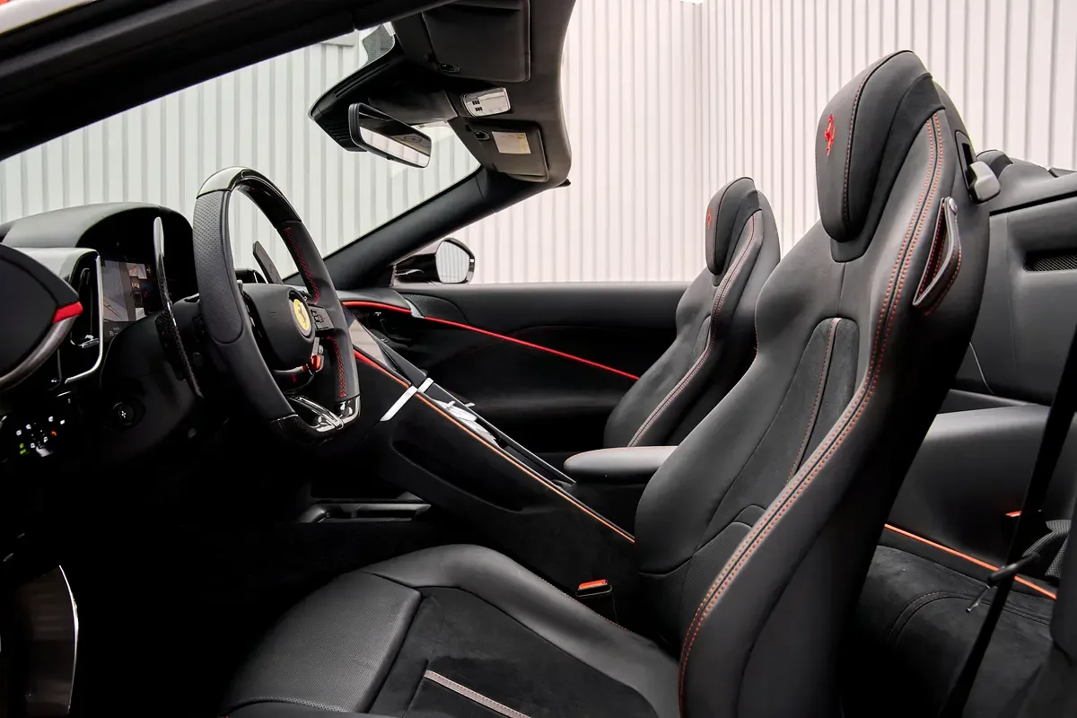 2026 Ferrari Roma Spider, 12/13