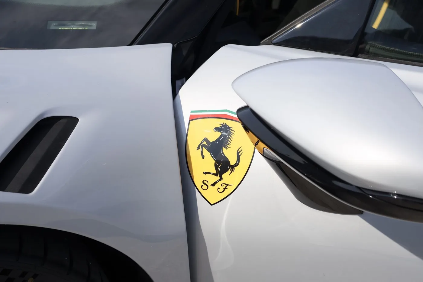 2026 Ferrari SF90 XX Stradale angeboten von einem Supersportwagenhändler in Zibido San Giacomo, Italien, Foto 8 von 21