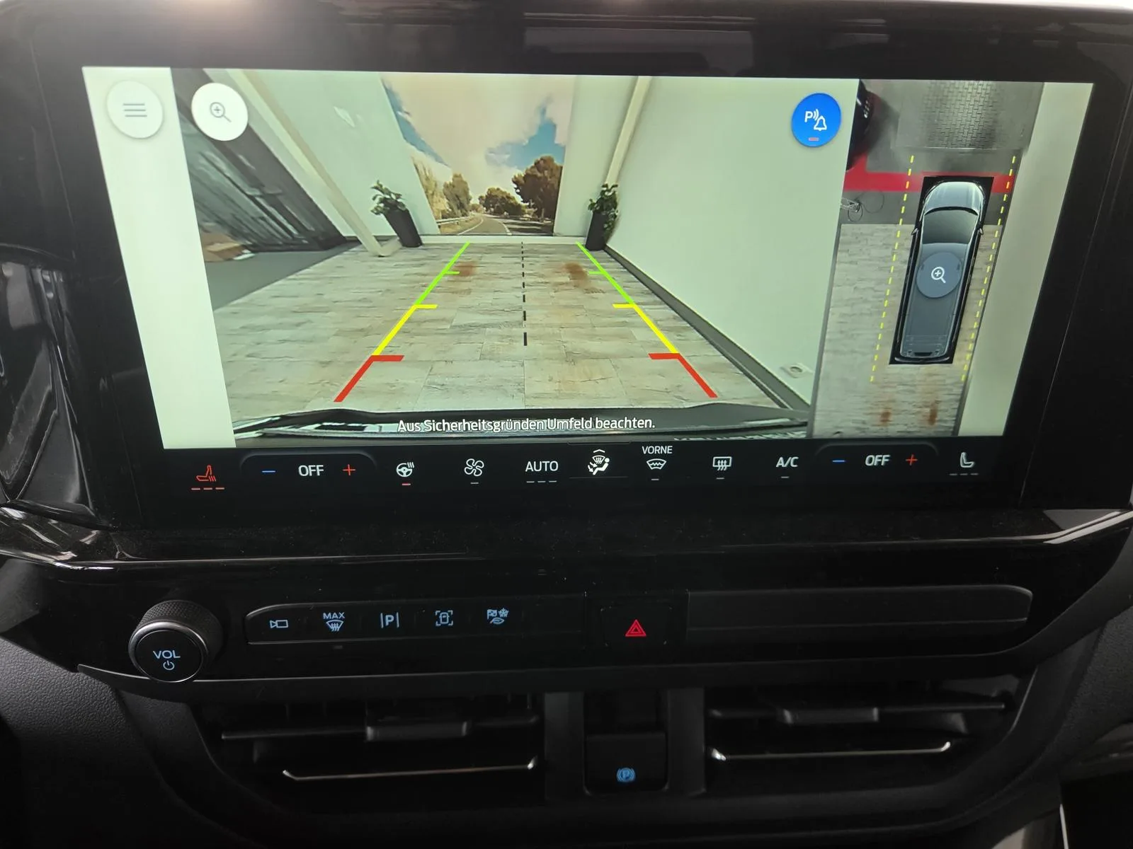 2026 Ford Tourneo Custom Titanium X, 12/30