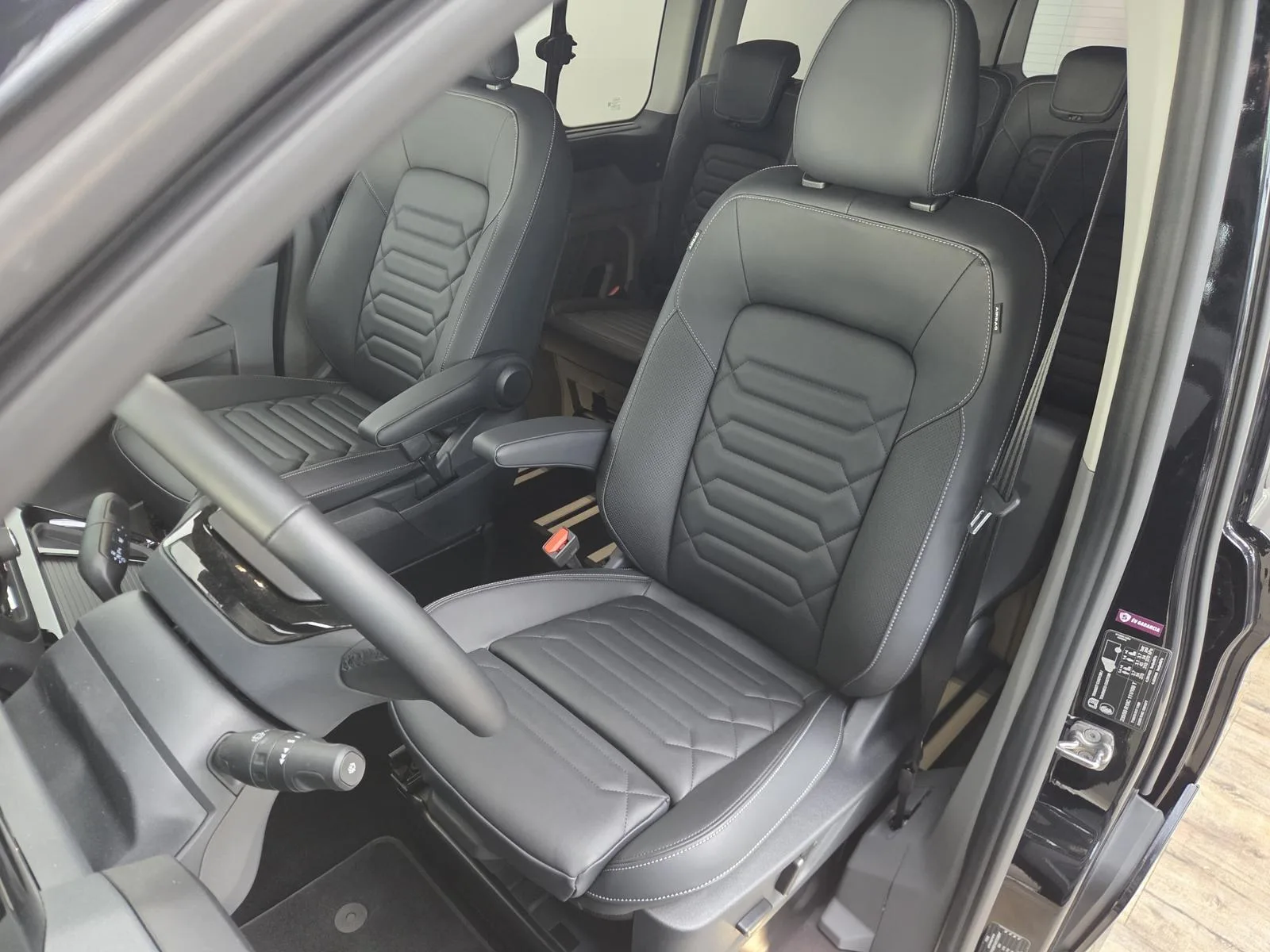 2026 Ford Tourneo Custom Titanium X, 13/30