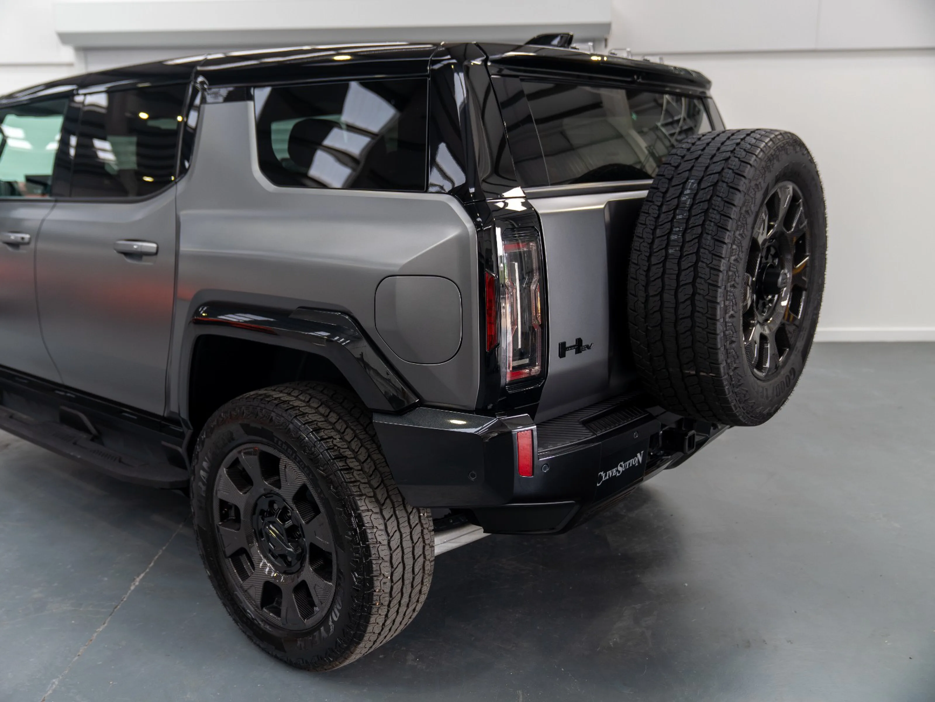 2026 GMC HUMMER EV SUV 3X Carbon Fiber Edition, 5/21