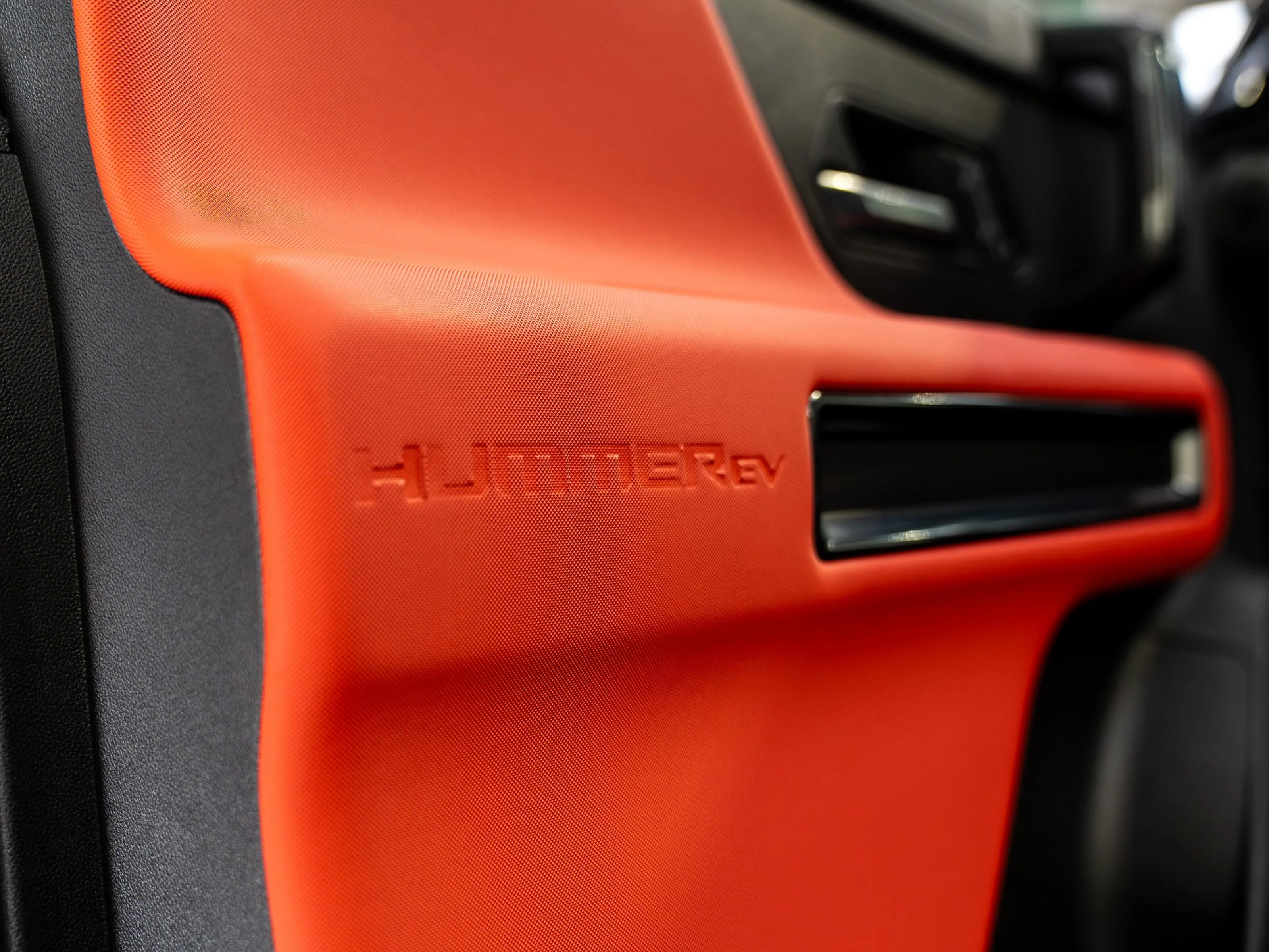 2026 GMC HUMMER EV SUV 3X Carbon Fiber Edition, 8/21