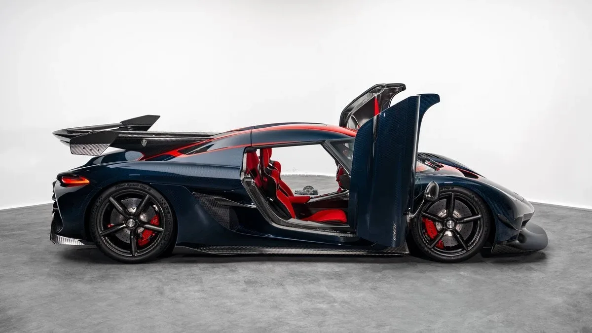 2026 Koenigsegg Jesko Attack, 3/30