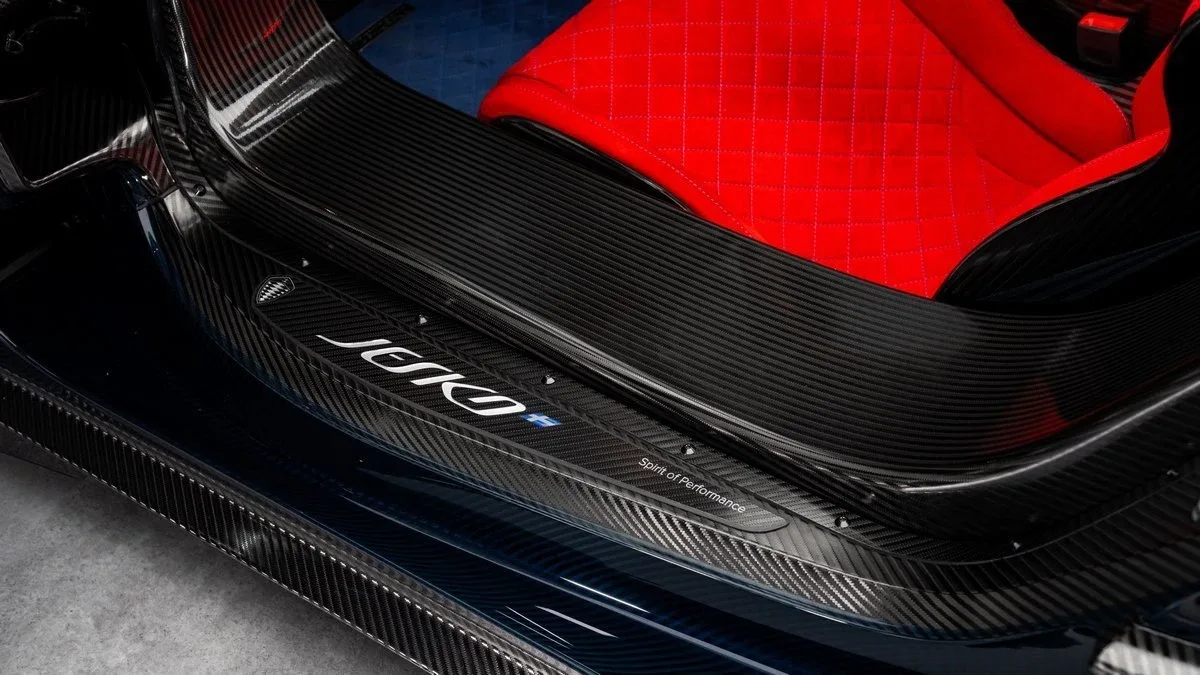 2026 Koenigsegg Jesko Attack, 27/30