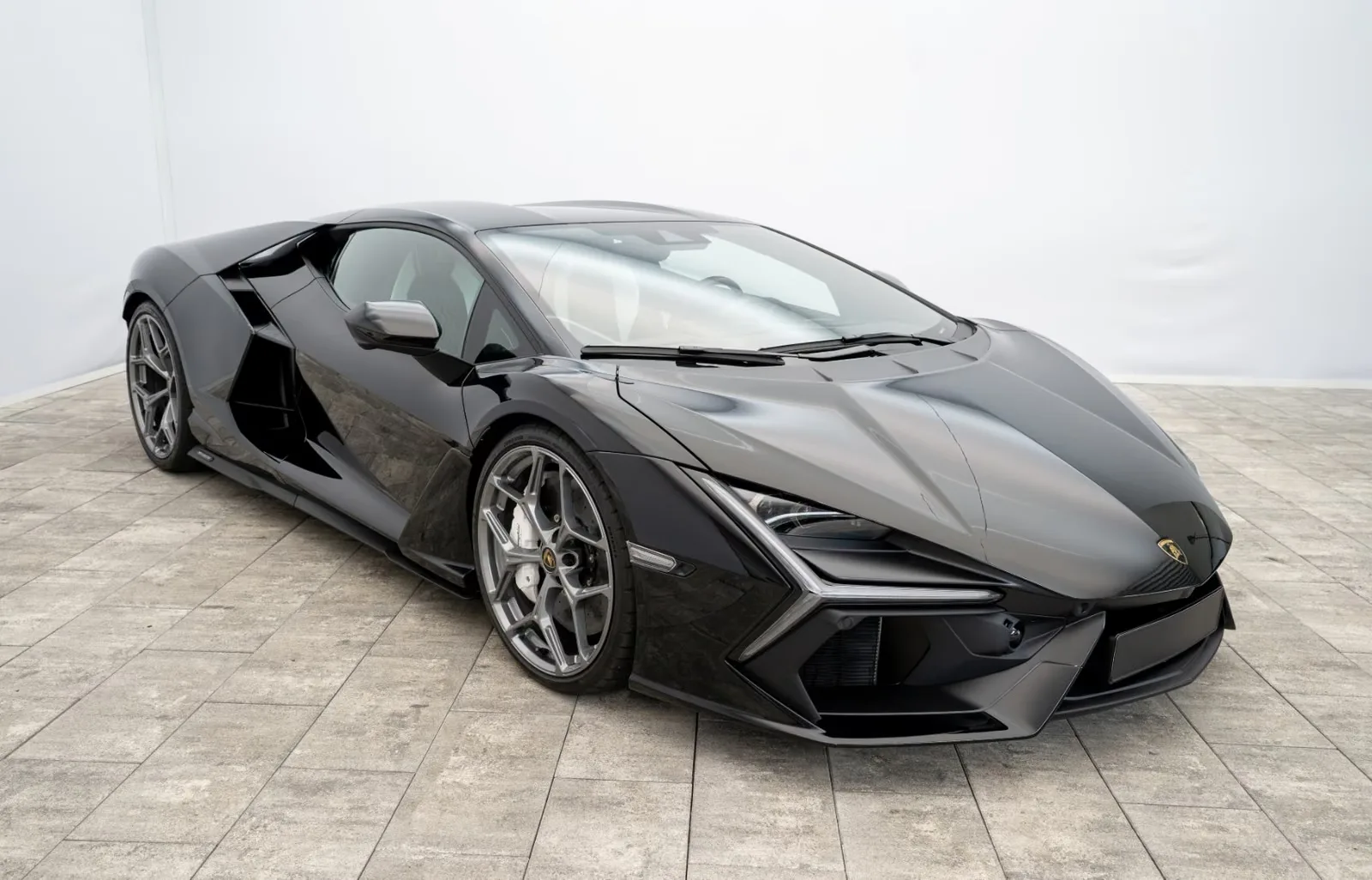 2026 Lamborghini Revuelto, 6/27
