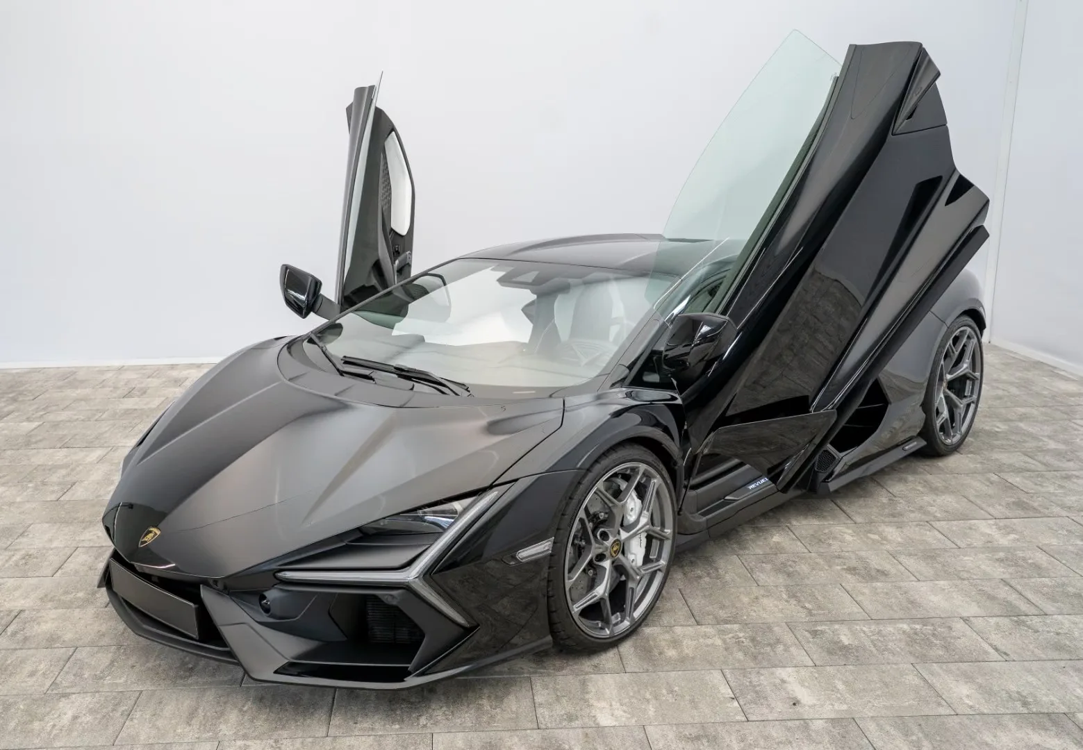 2026 Lamborghini Revuelto, 8/27