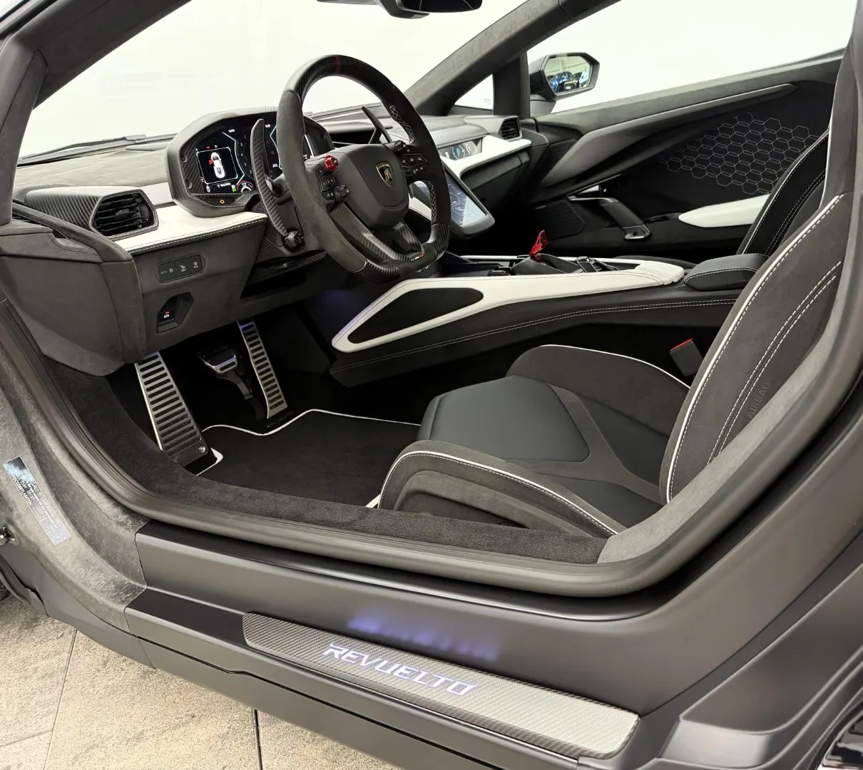 2026 Lamborghini Revuelto, 21/27