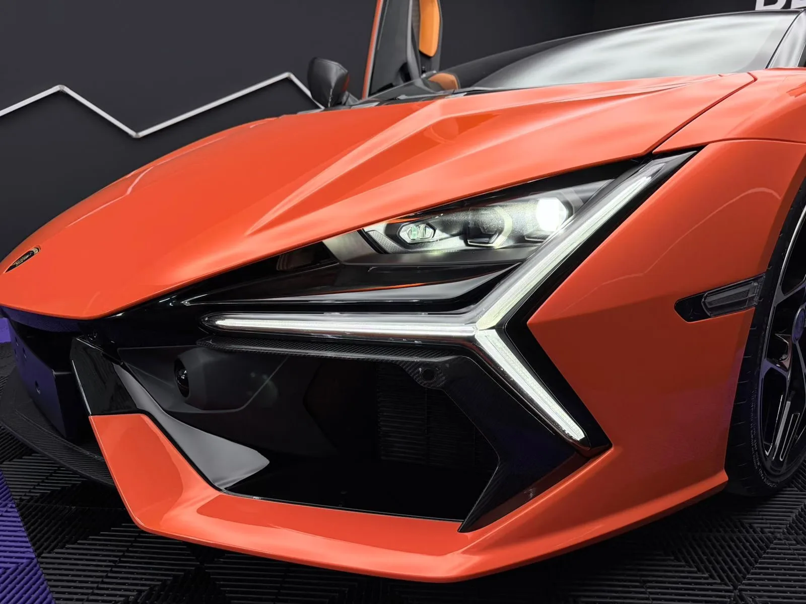 2026 Lamborghini Revuelto, 4/30