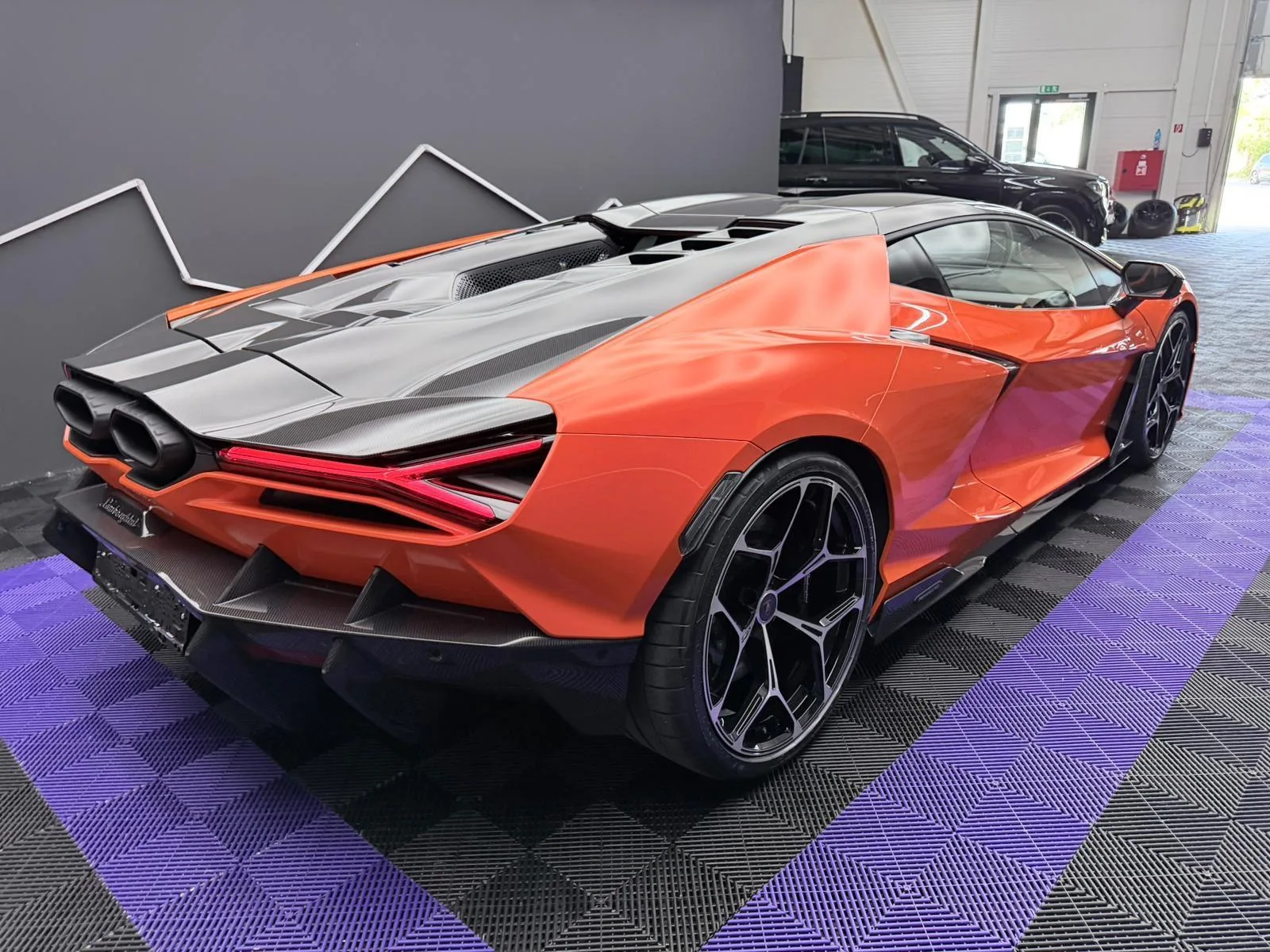 2026 Lamborghini Revuelto, 8/30