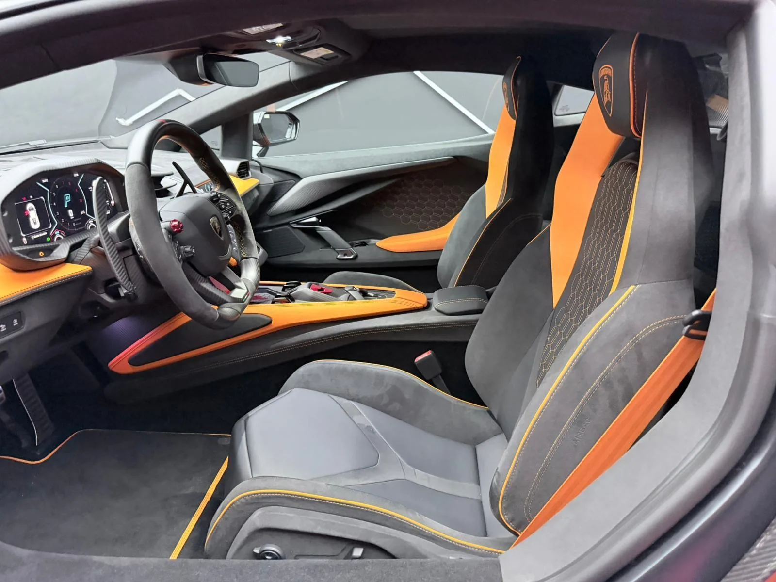 2026 Lamborghini Revuelto, 19/30