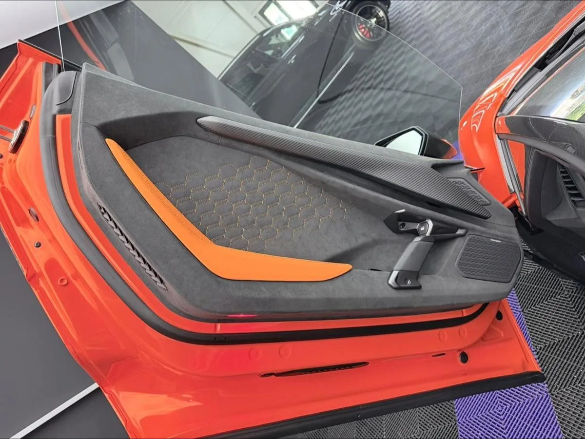 2026 Lamborghini Revuelto, 25/30