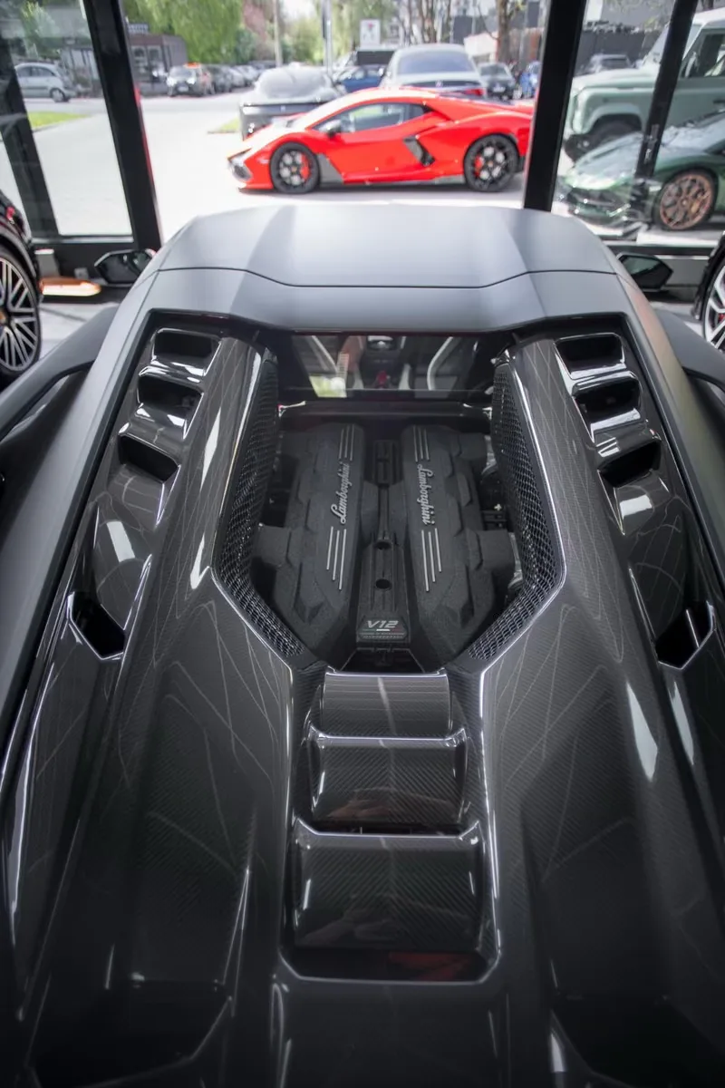 2026 Lamborghini Revuelto, 9/21
