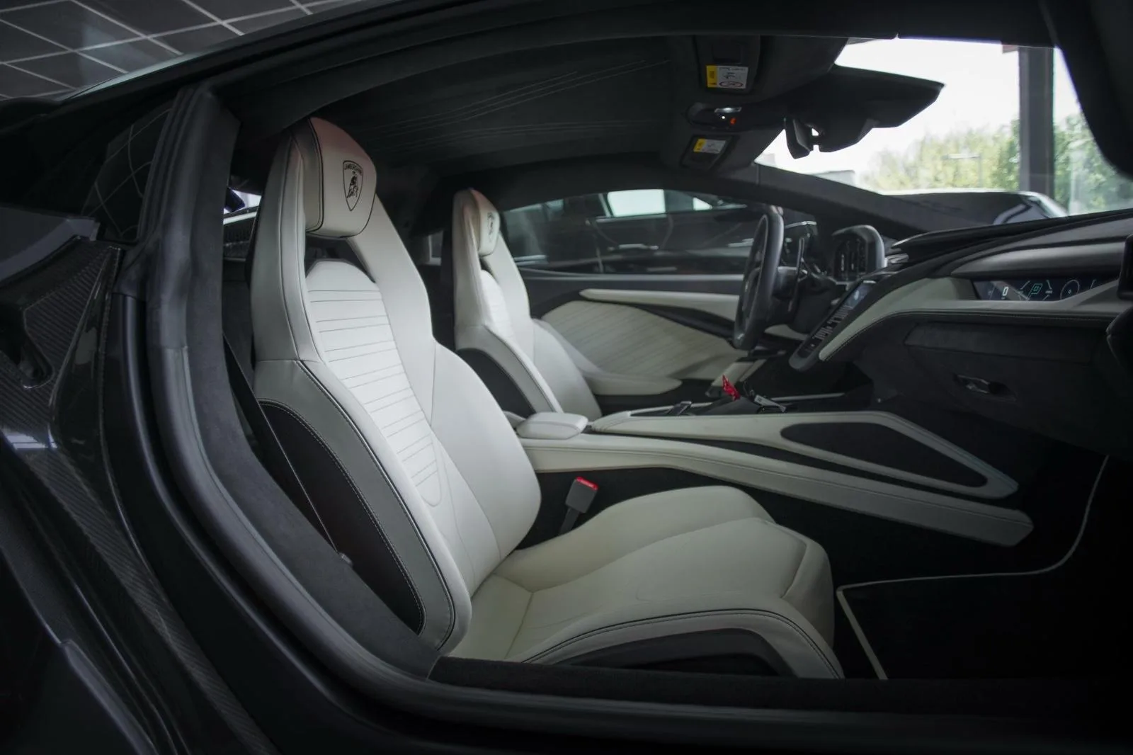 2026 Lamborghini Revuelto, 18/21