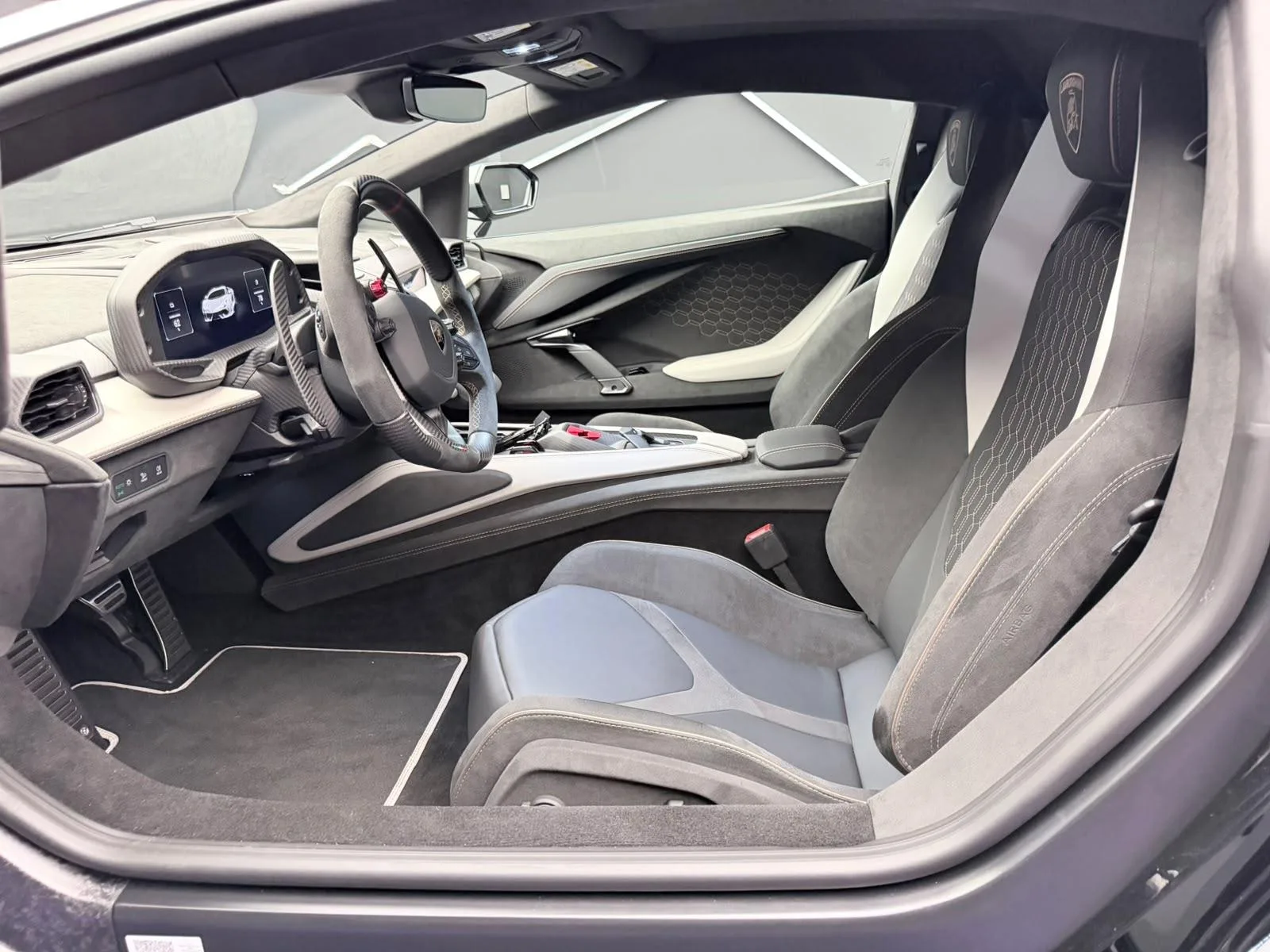 2026 Lamborghini Revuelto, 9/20