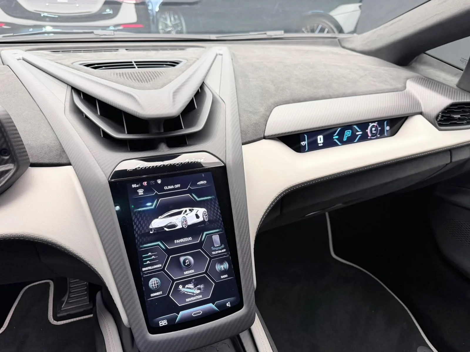 2026 Lamborghini Revuelto, 15/20
