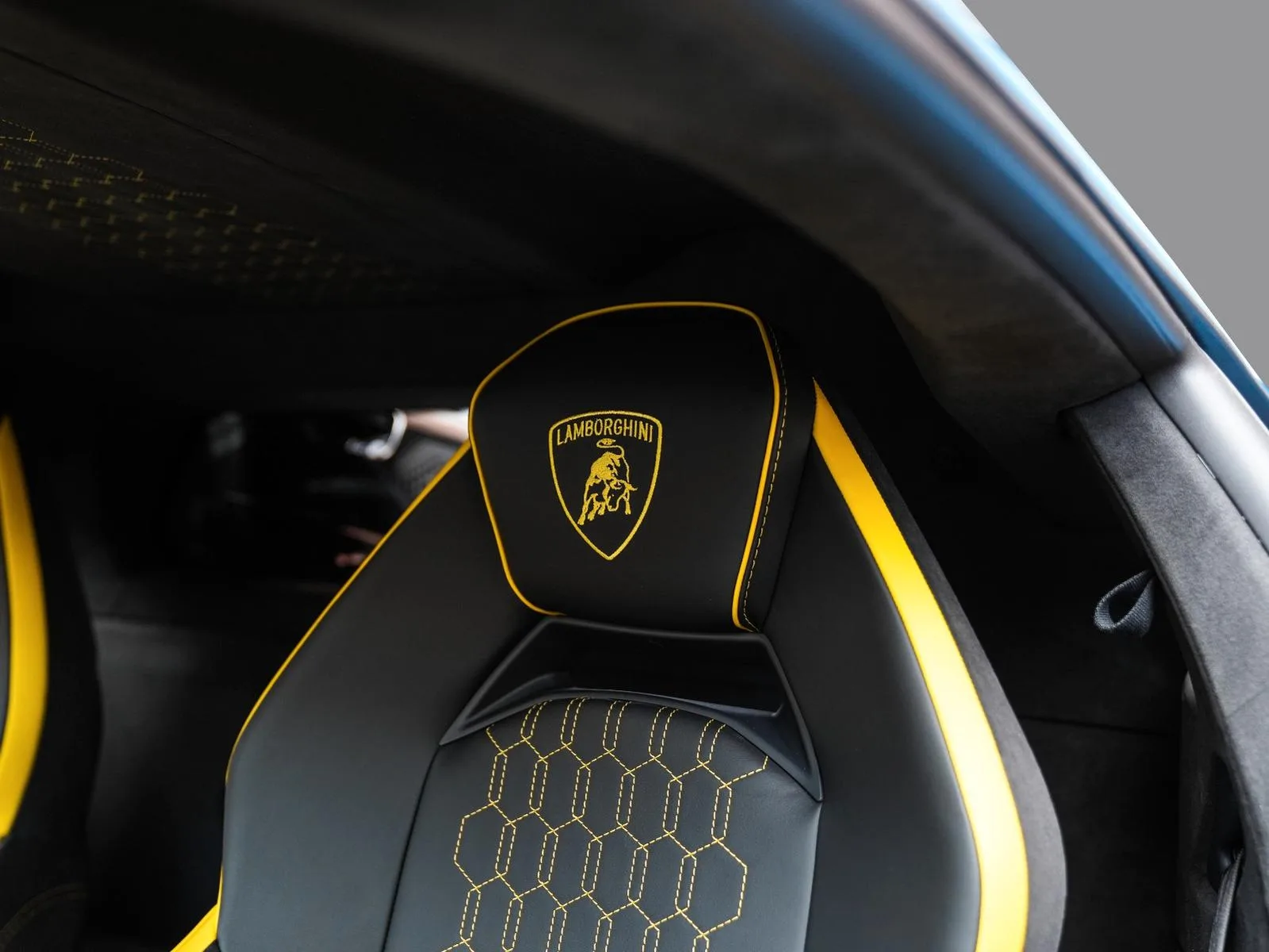 2026 Lamborghini Revuelto, 8/30