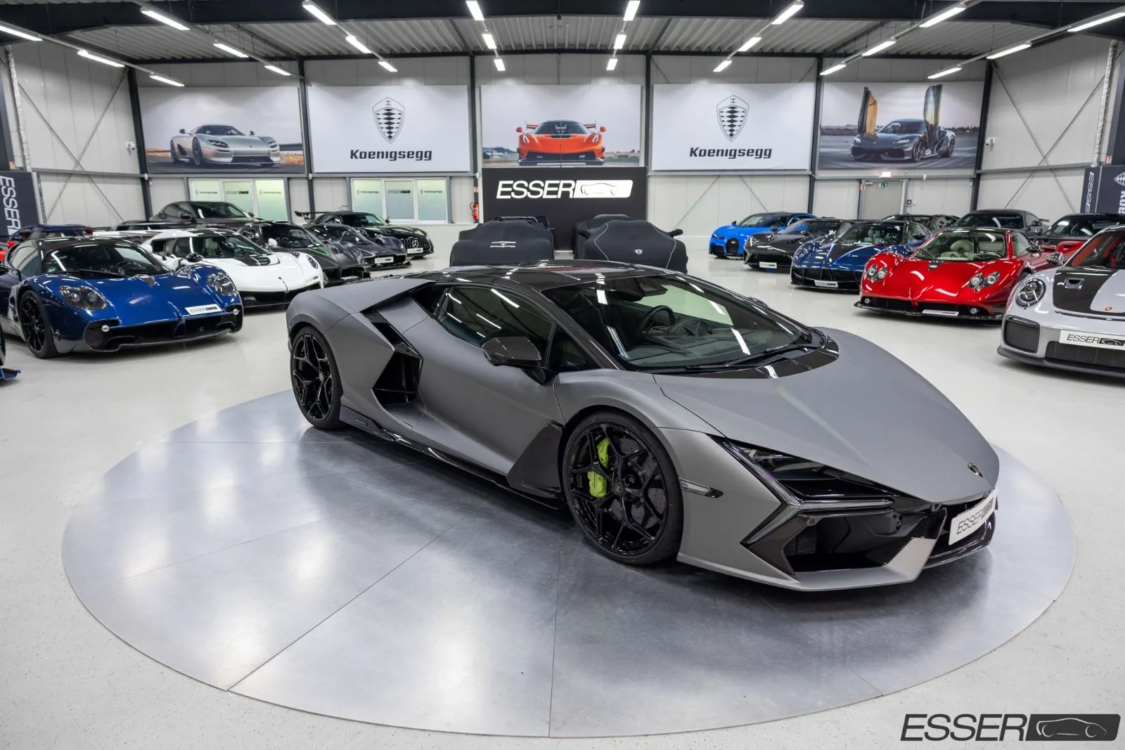 2026 Lamborghini Revuelto proposée par un concessionnaire spécialisé à Alsdorf, Allemagne, photo principale