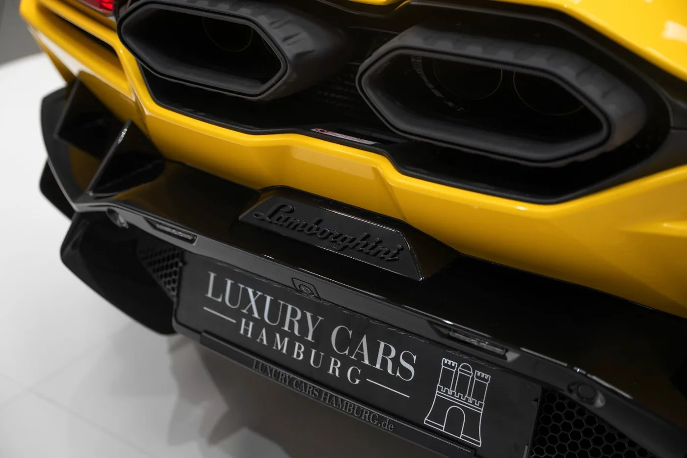 2026 Lamborghini Revuelto proposée par un spécialiste de la supercar à Schenefeld, Allemagne, photo 10 sur 25